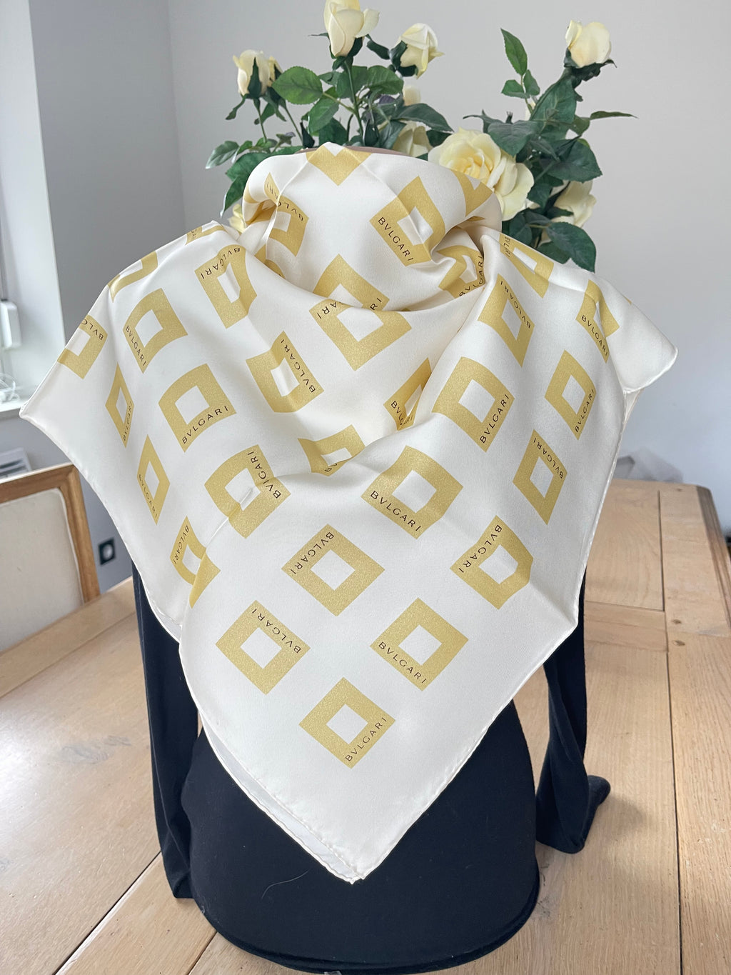 BULGARI scarf carré foulard schal seide soie silk