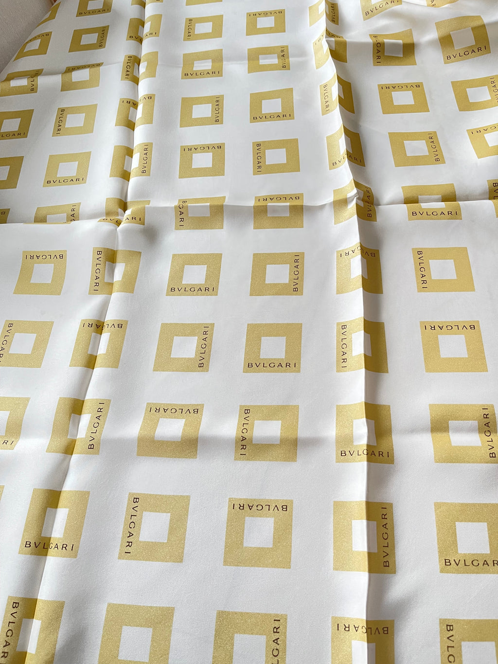 BULGARI scarf carré foulard schal seide soie silk