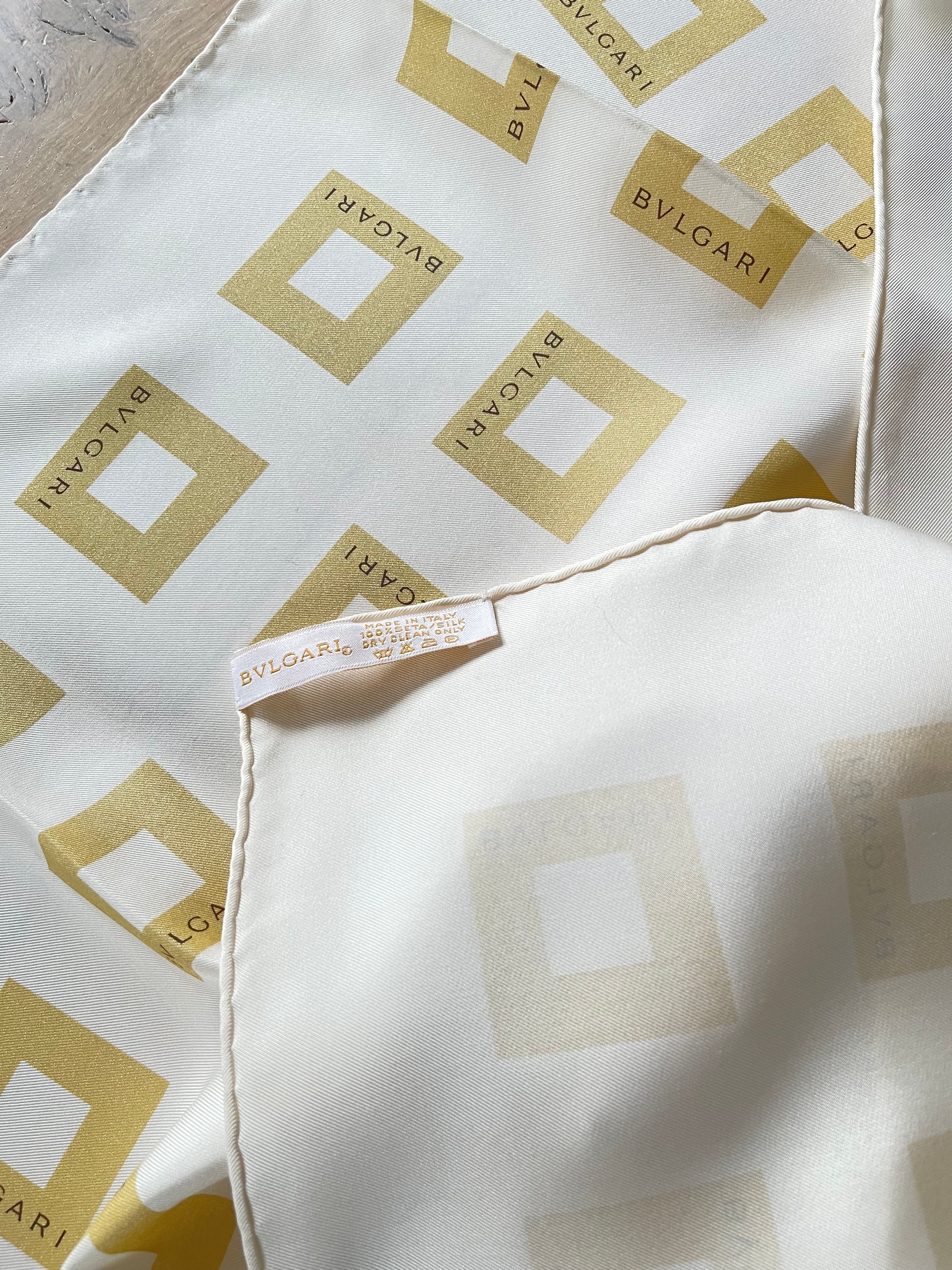 BULGARI scarf carré foulard schal seide soie silk
