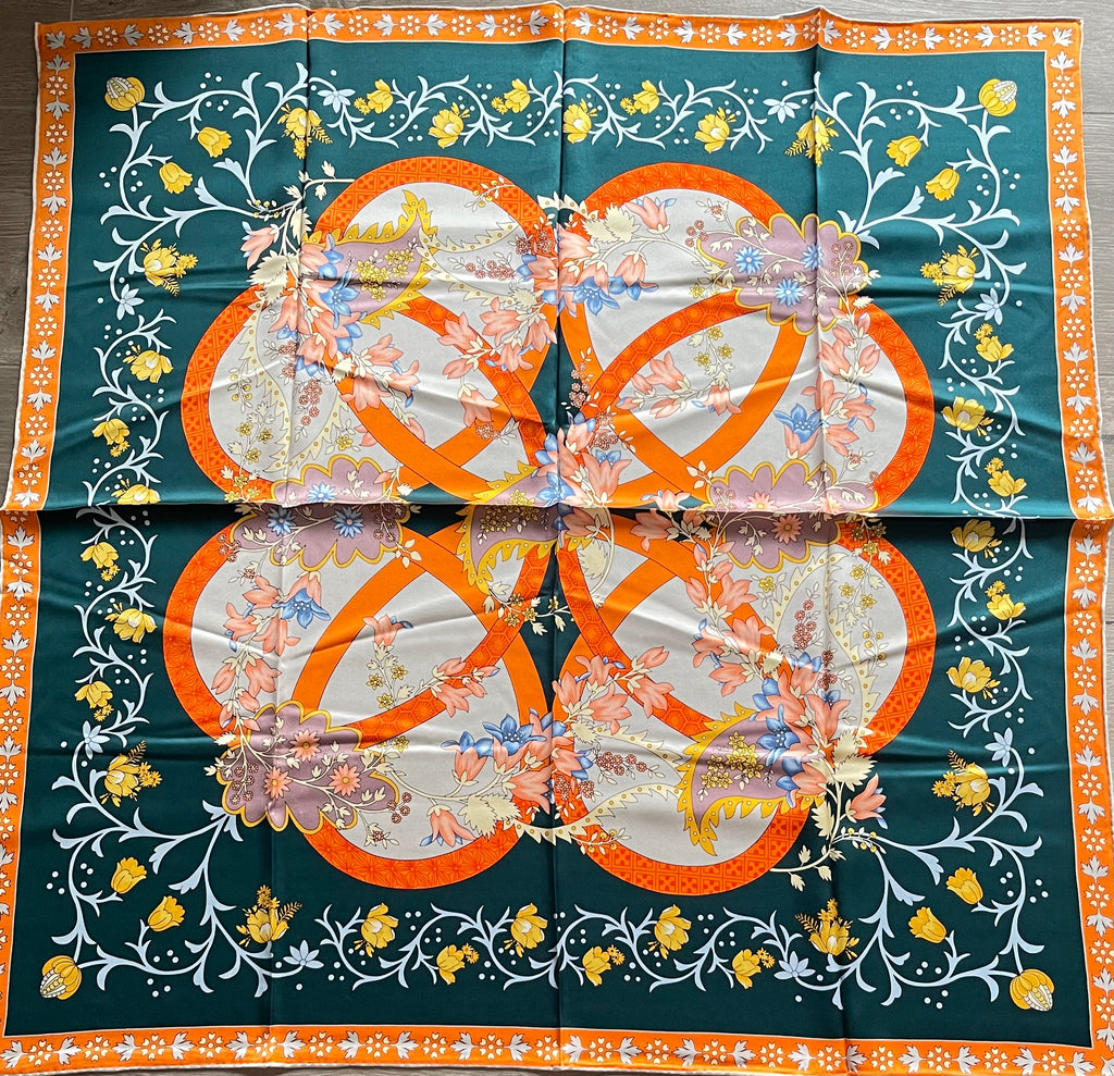 Foulard scarf carré schal sjaal hand rolled neuf