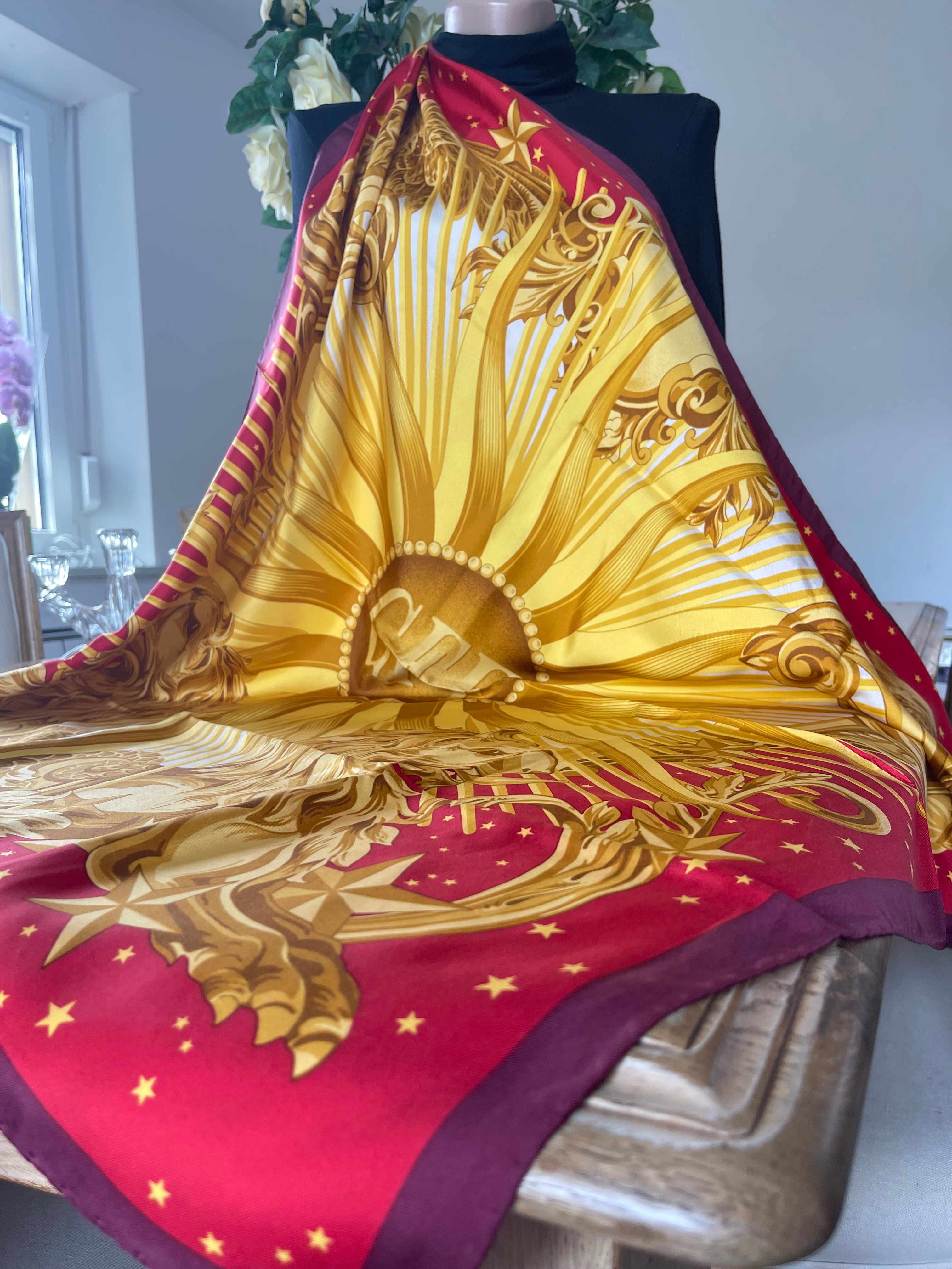 Gianfranco Ferre carré foulard scarf schal sjaal seide silk soie