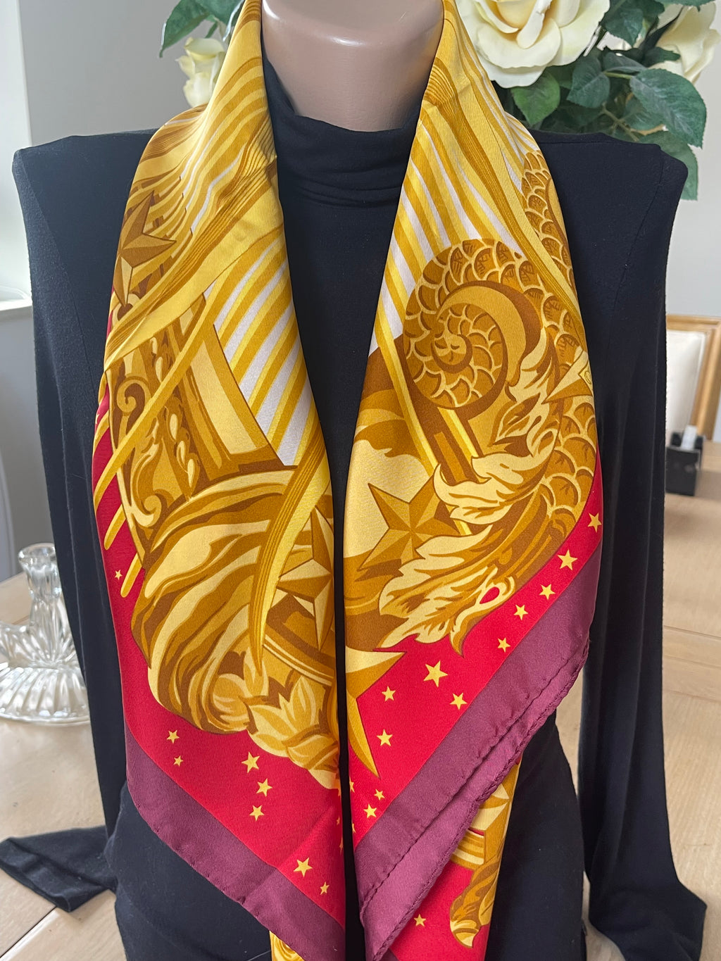 Gianfranco Ferre carré foulard scarf schal sjaal seide silk soie