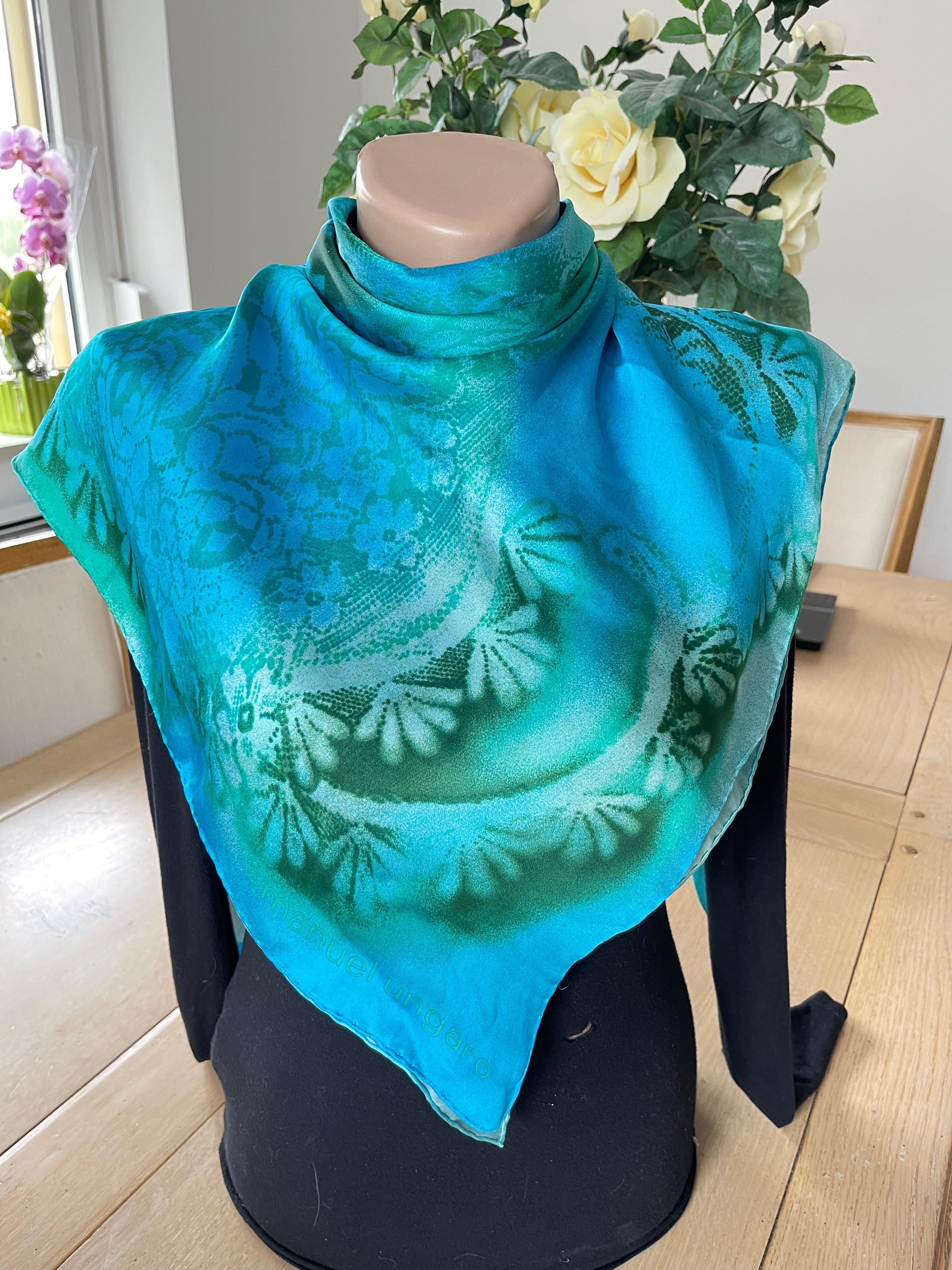 Ungaro foulard scarf schal carré soie seide silk