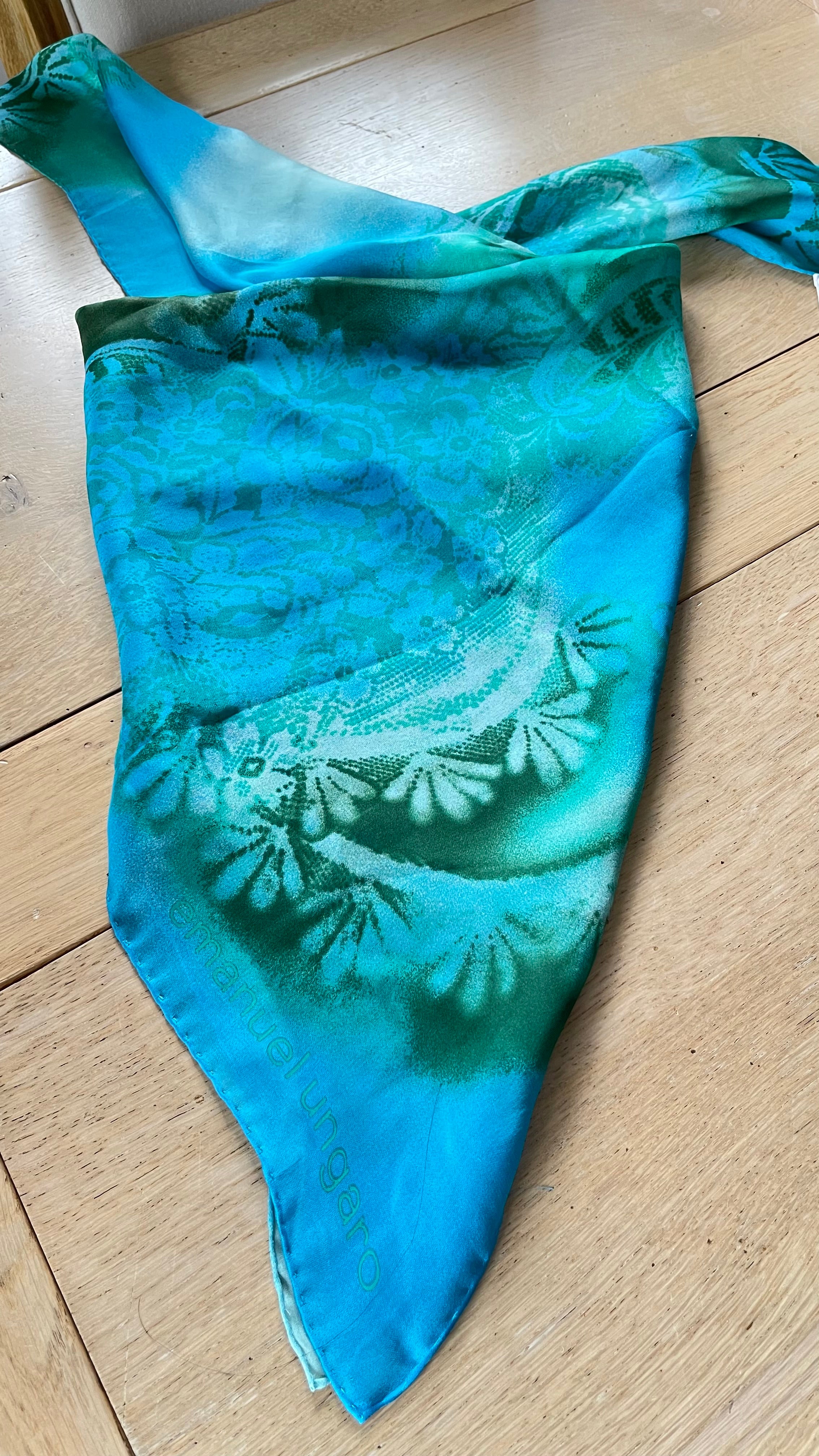 Ungaro foulard scarf schal carré soie seide silk