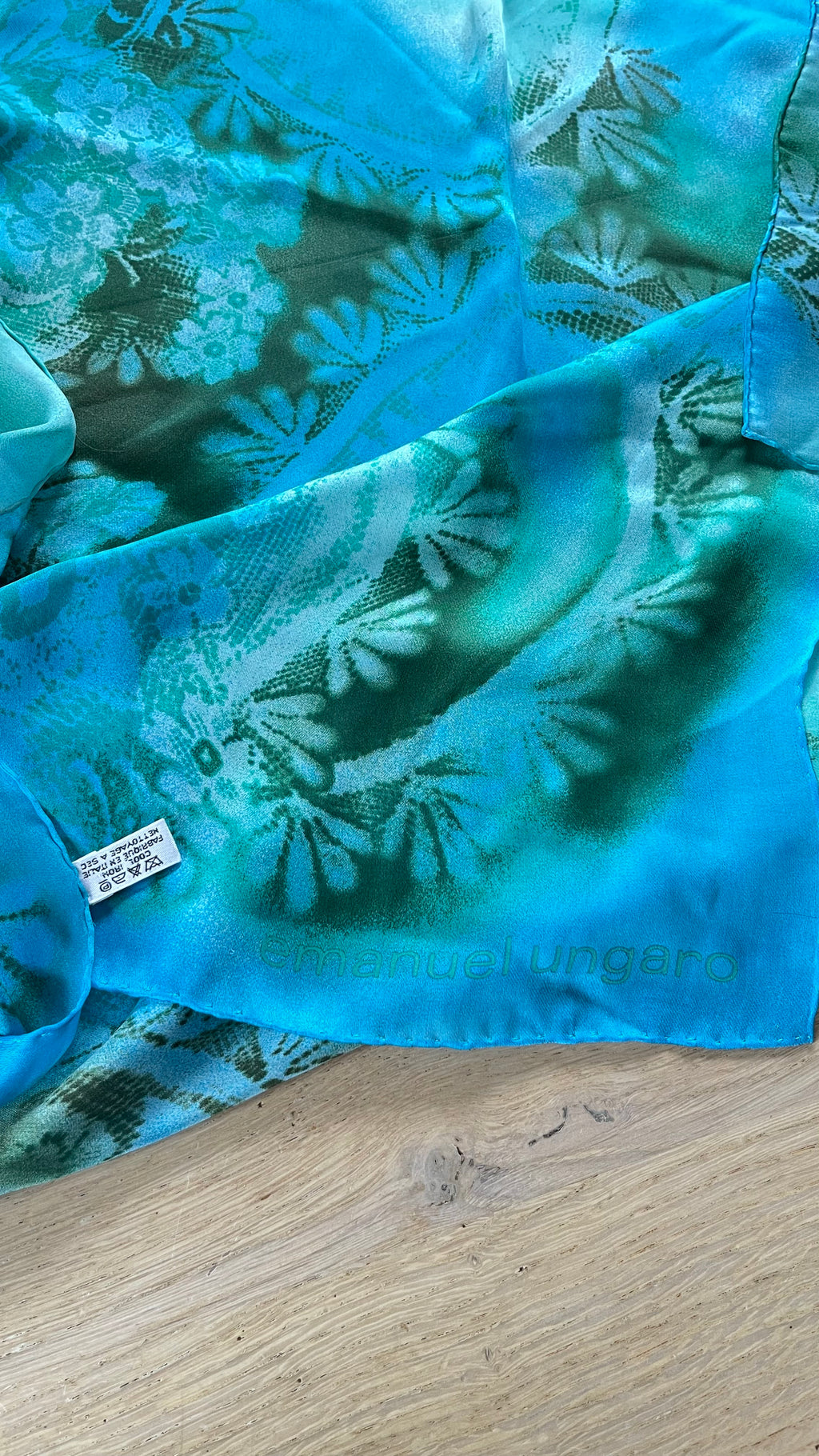 Ungaro foulard scarf schal carré soie seide silk