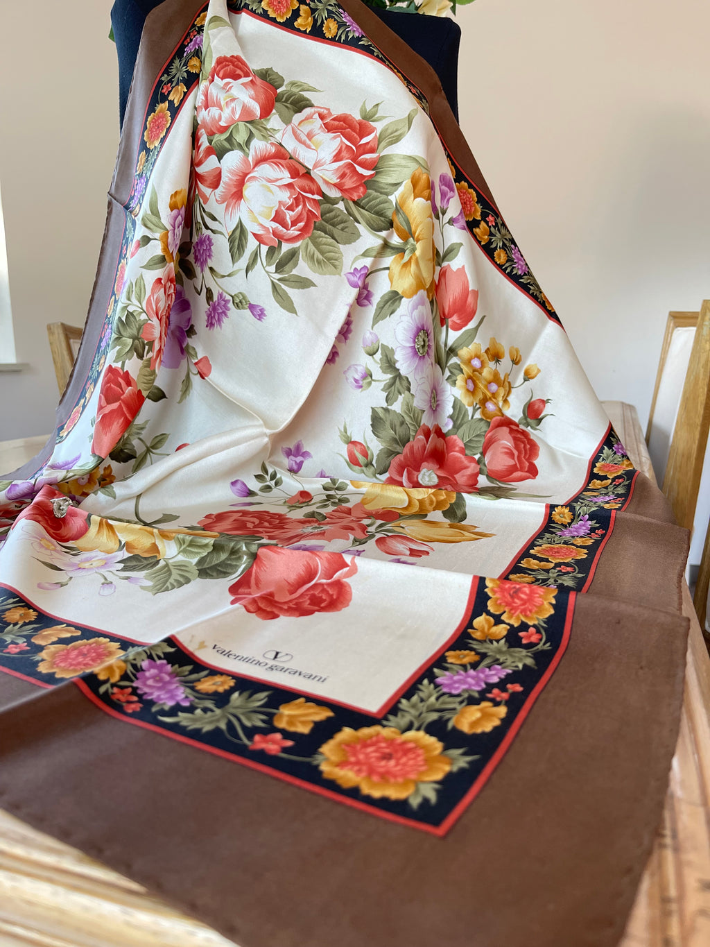 Valentino Garavani carré scarf schal sjaal seide silk soie