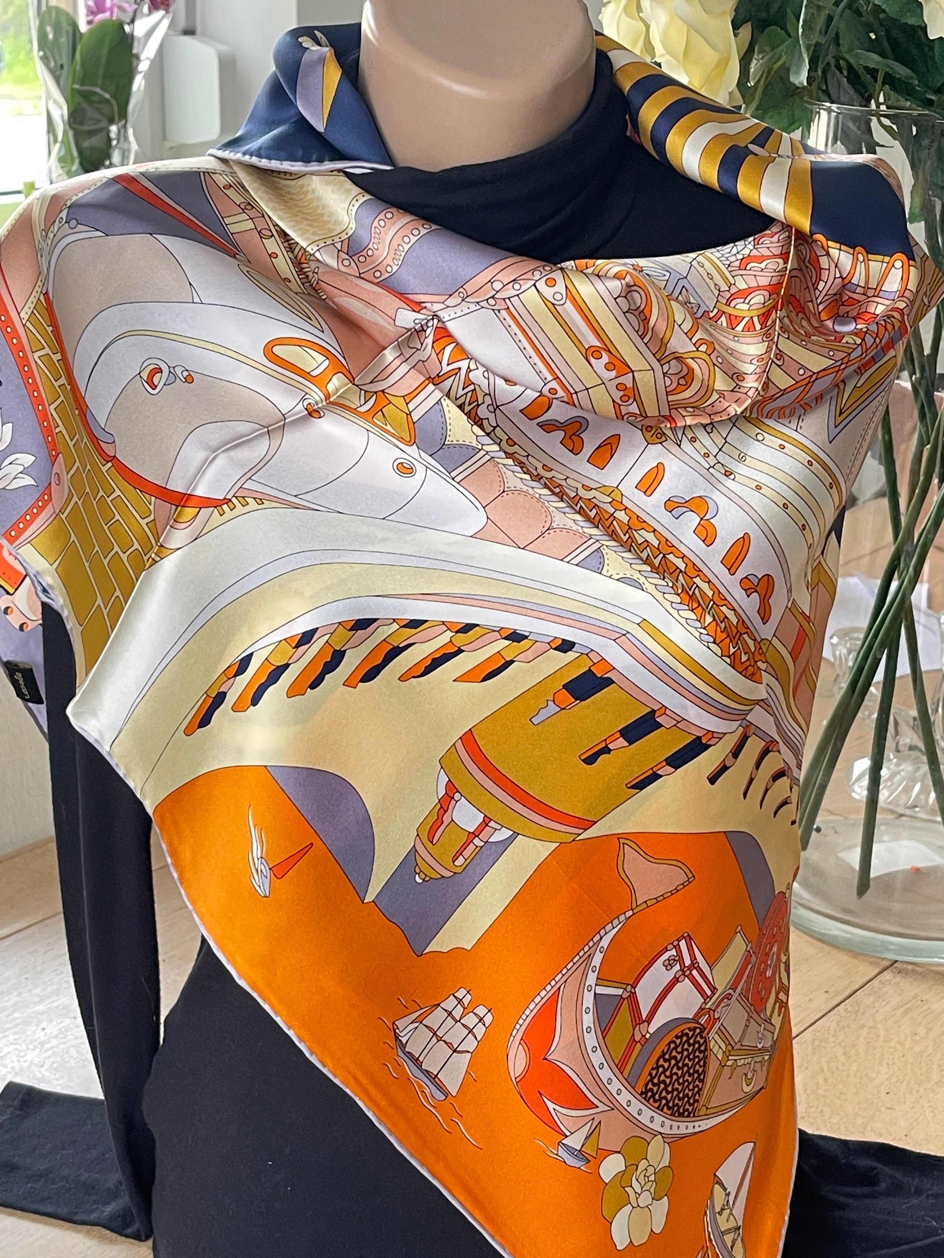 foulard en soie silk scarf schal sjaal seide silk soie