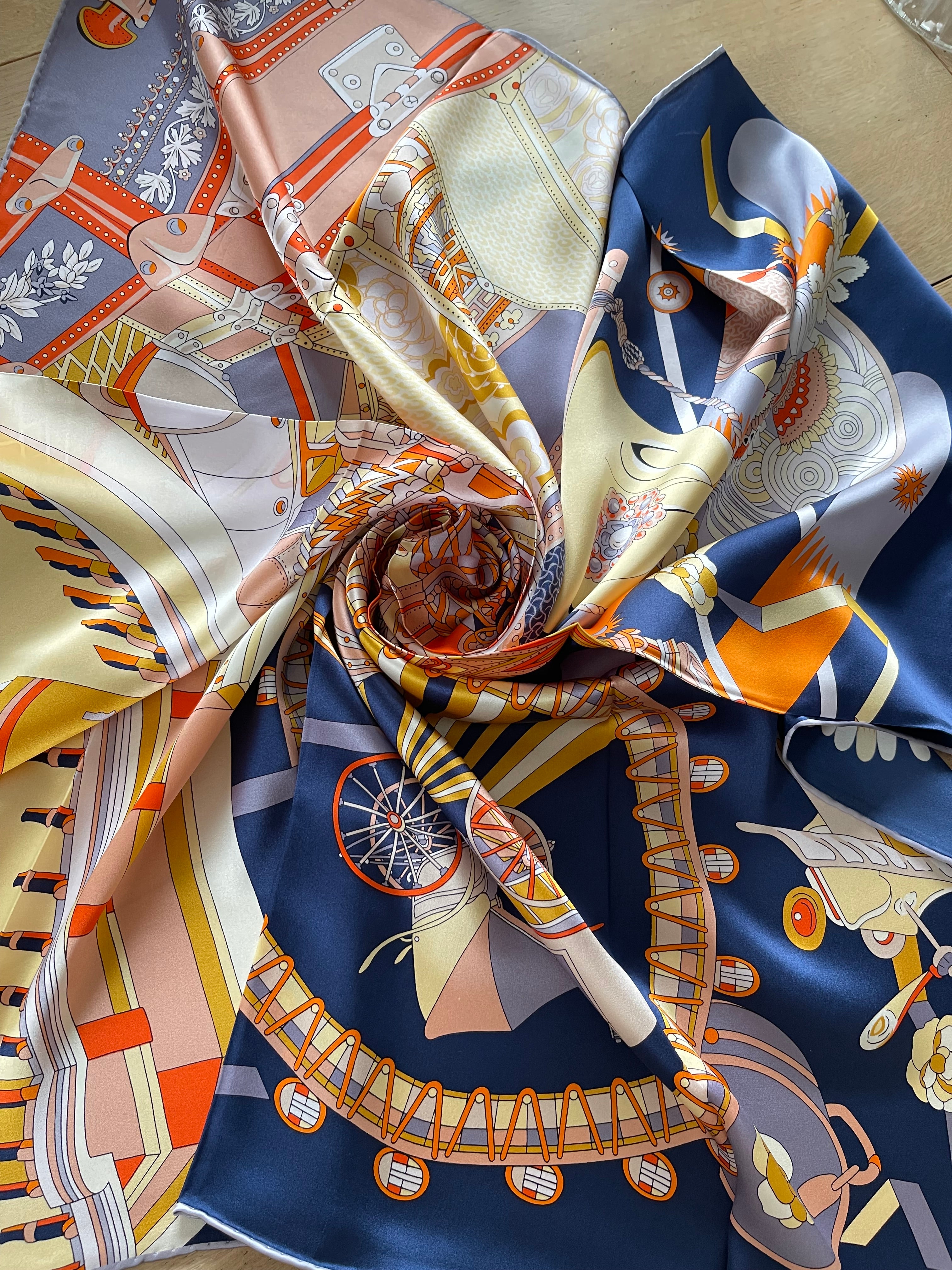 foulard en soie silk scarf schal sjaal seide silk soie