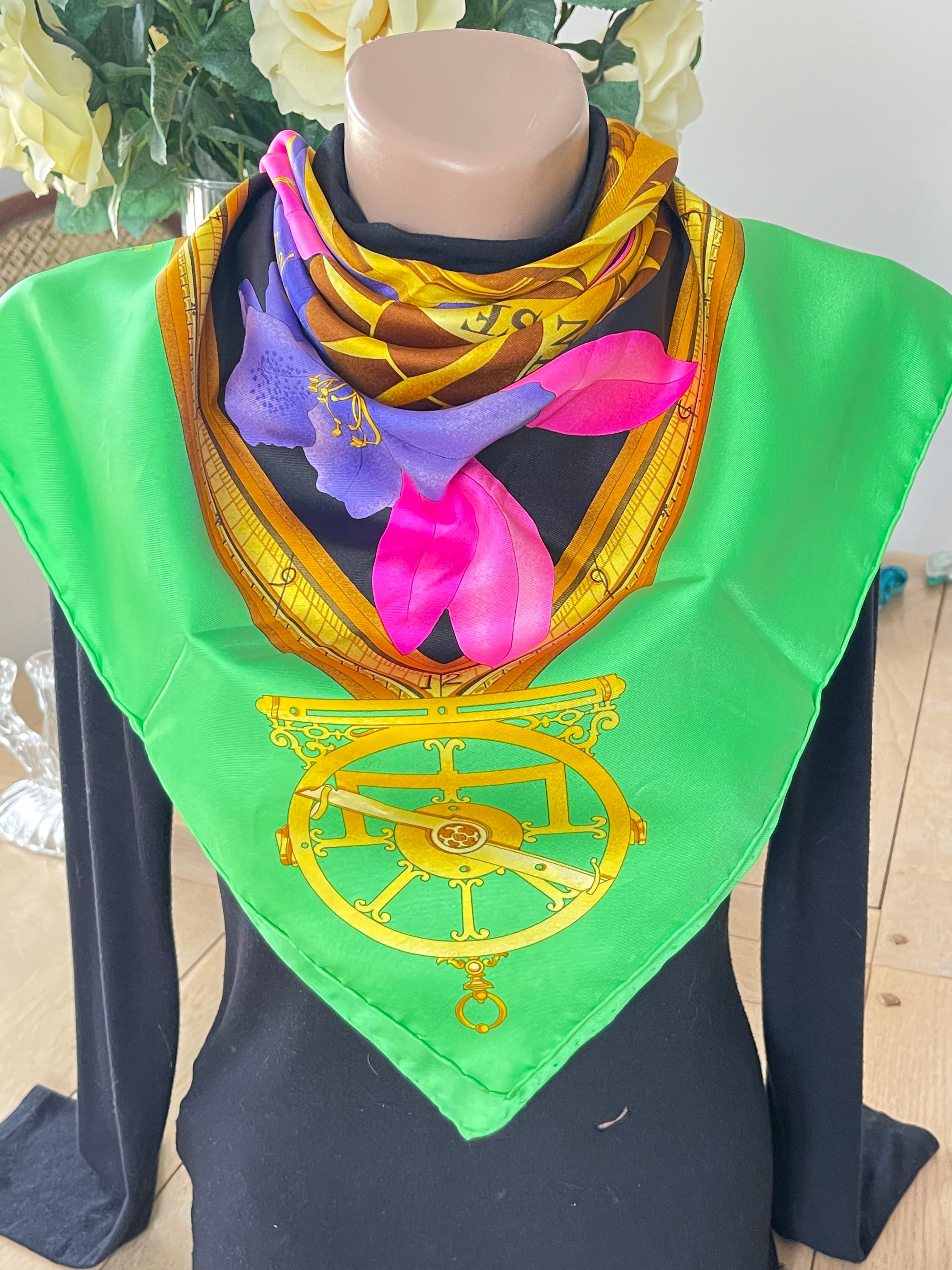LEONARD carré foulard schal sjaal silk soie seide