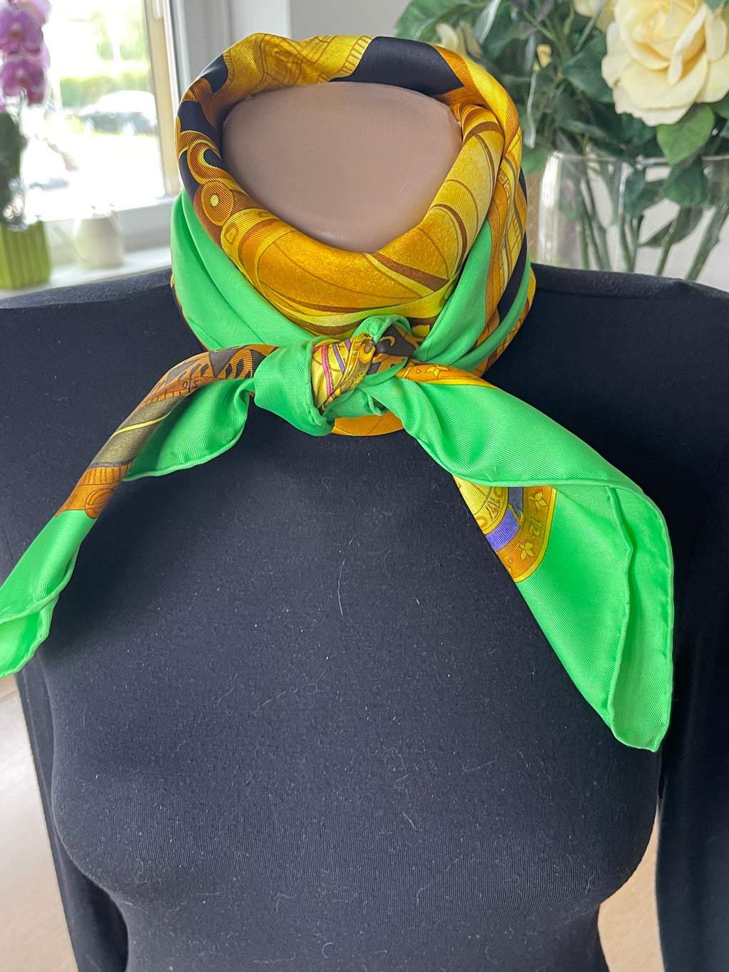LEONARD carré foulard schal sjaal silk soie seide