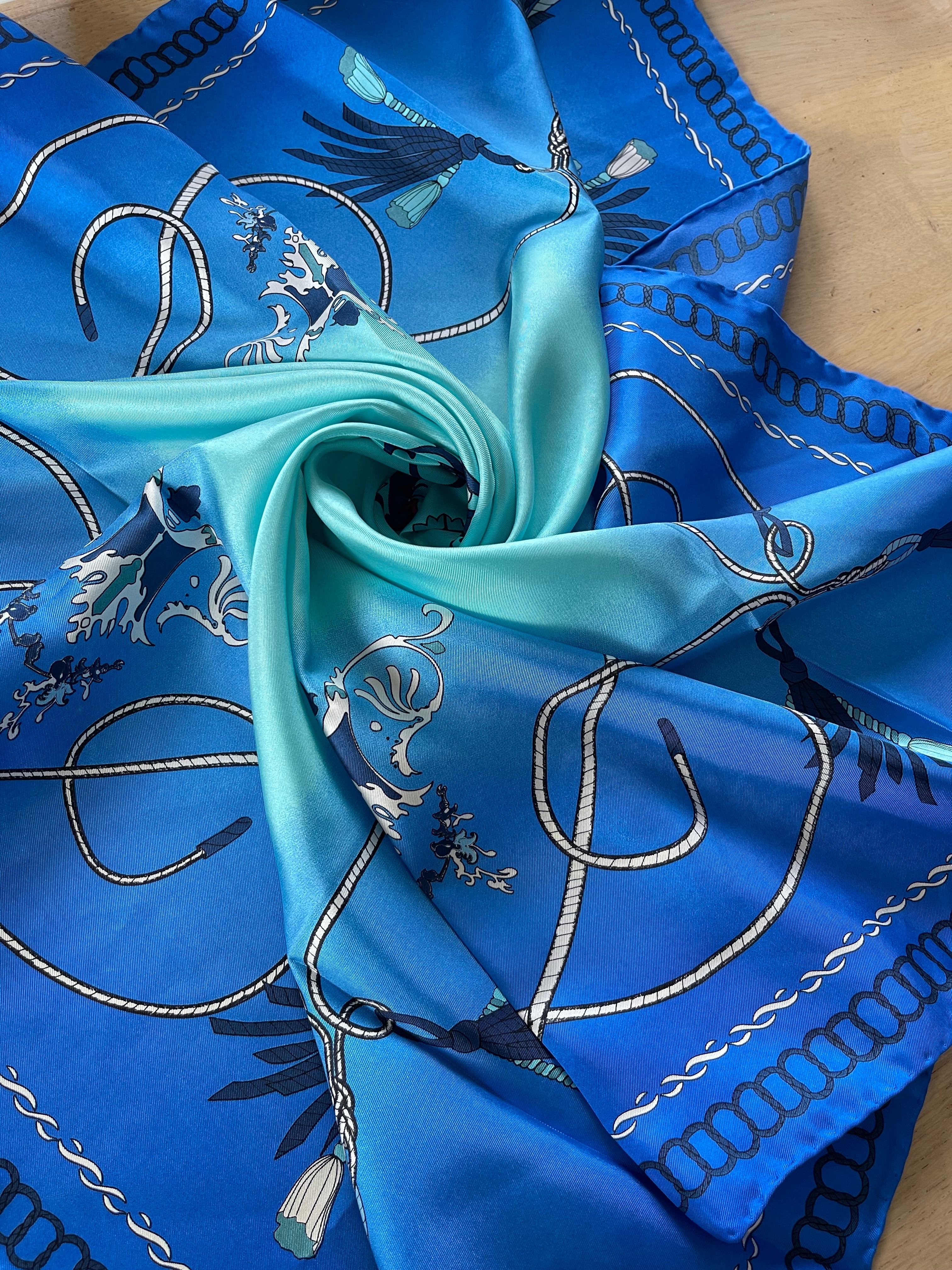 Gloria Ortiz carré foulard schal sjaal seide silk soie