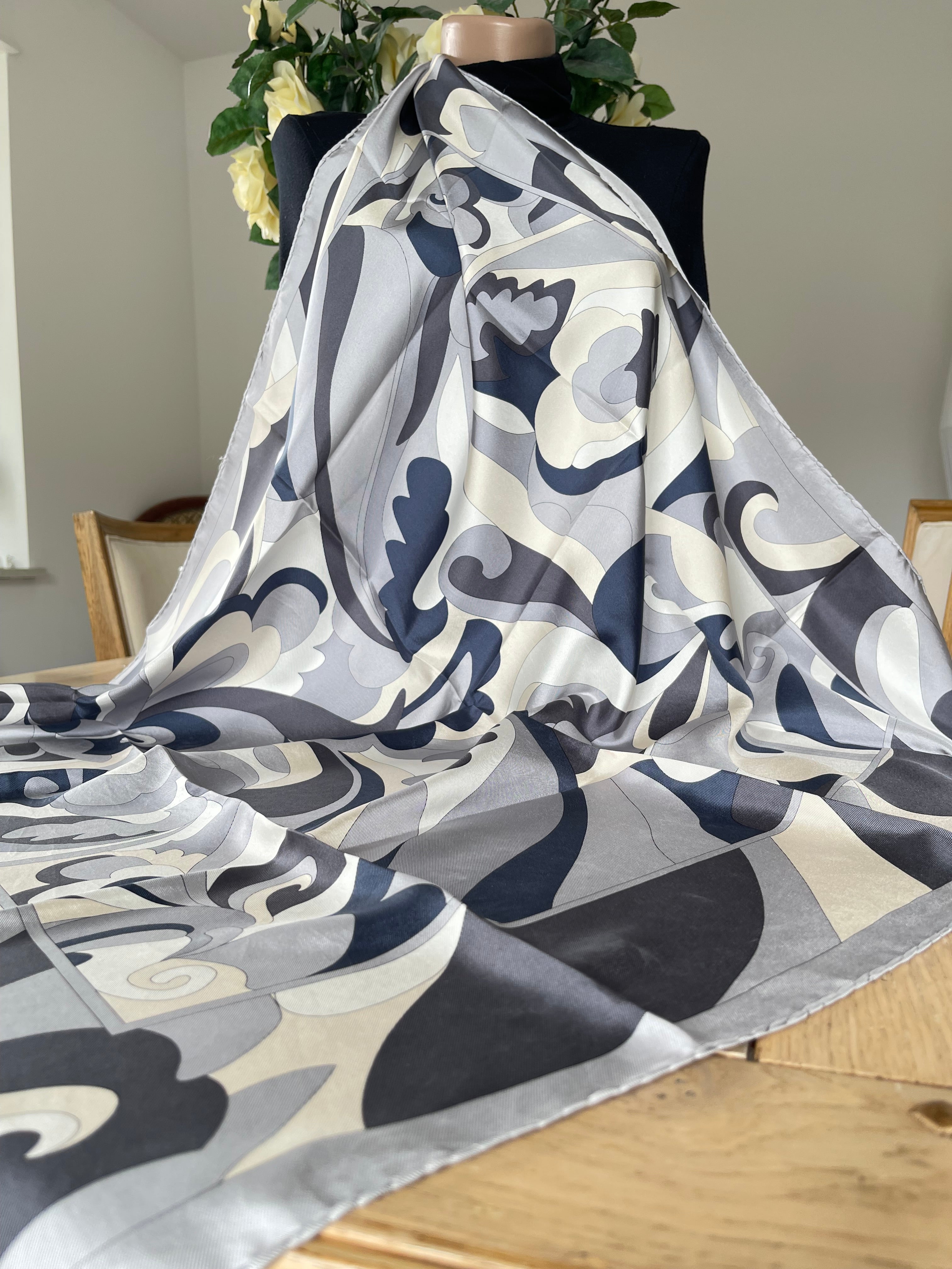 Foulard carré schal sjaal silk seide soie