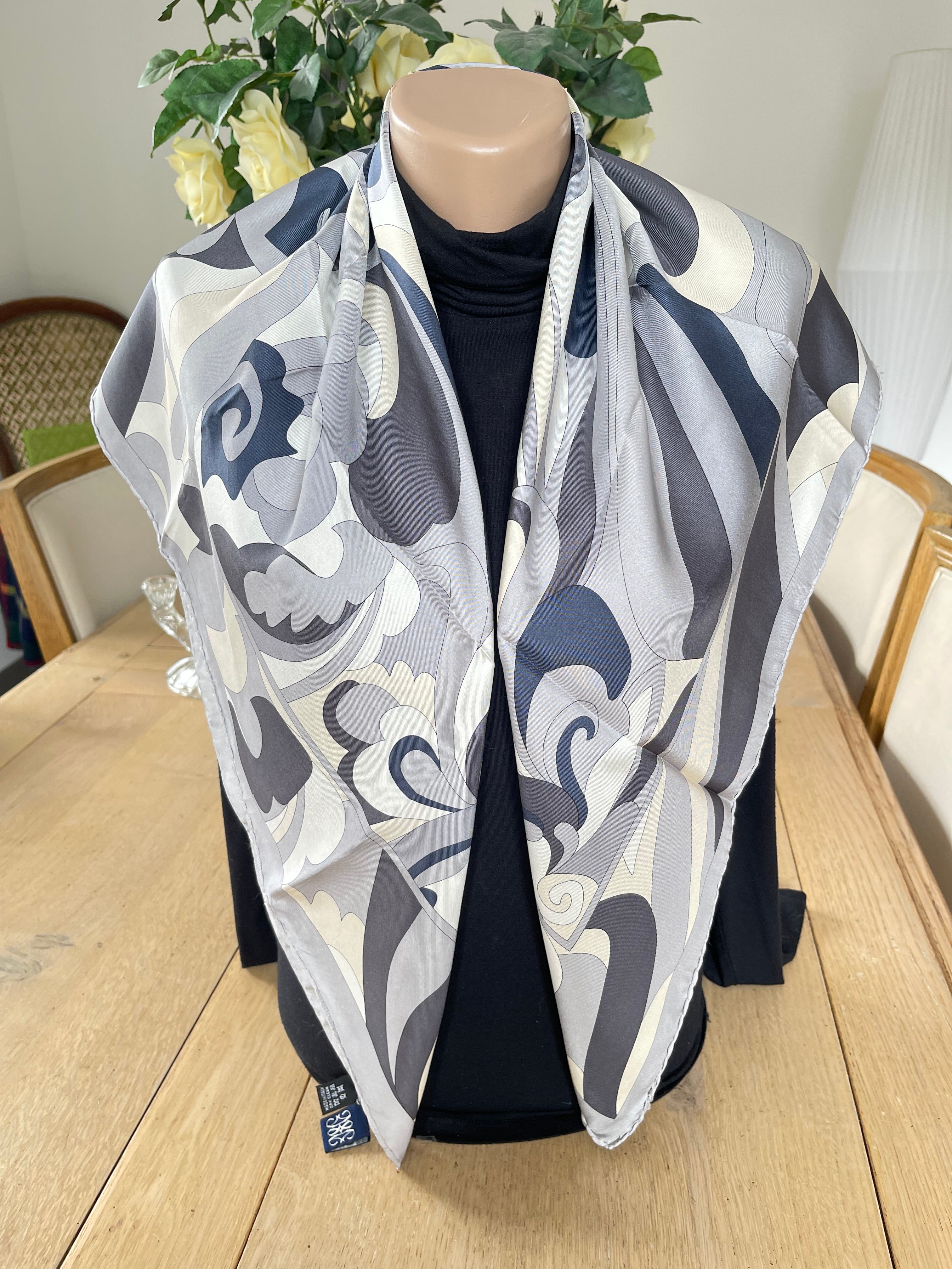 Foulard carré schal sjaal silk seide soie