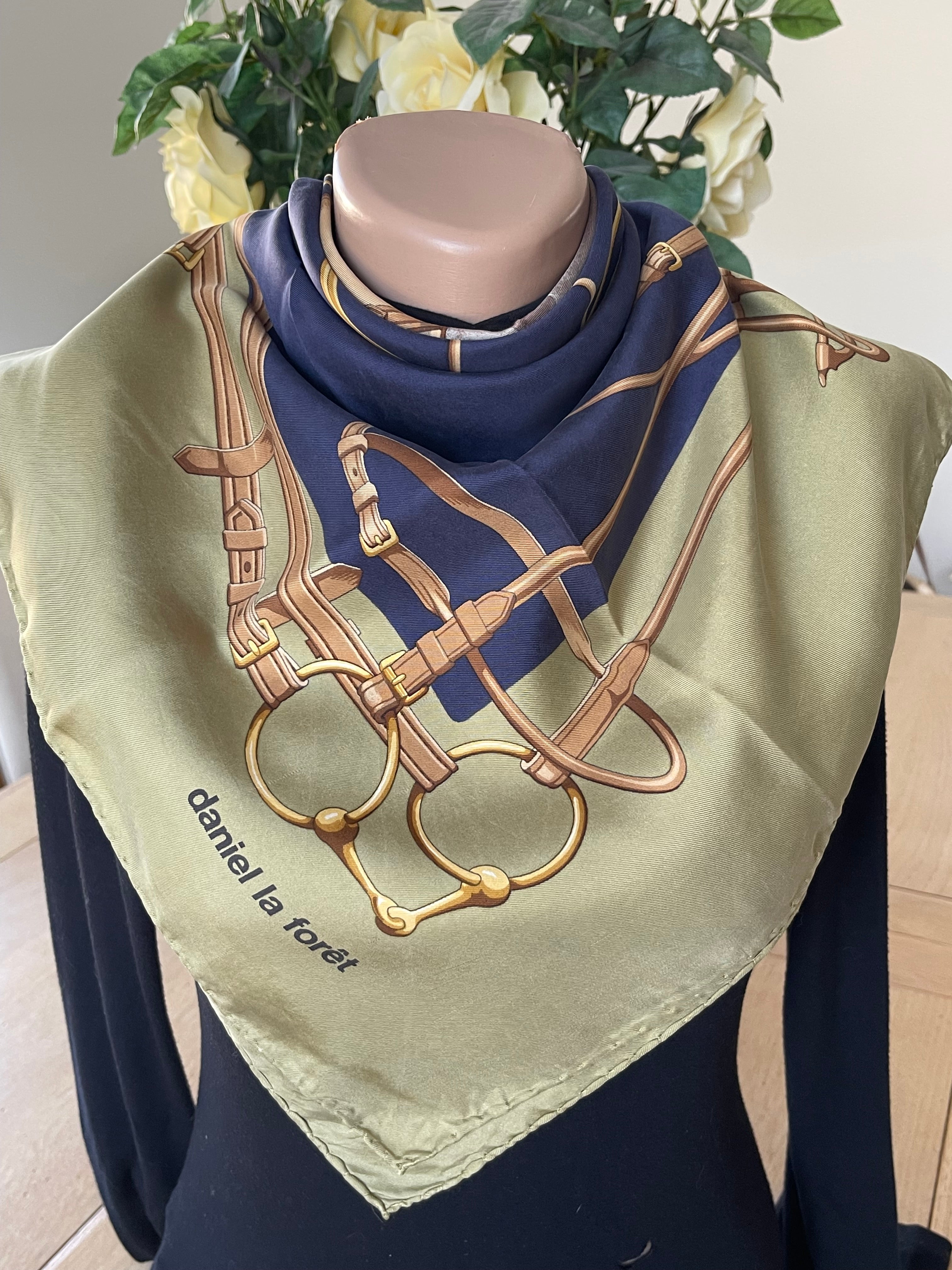 DANIEL LA FORET foulard carré scarf seide soie silk