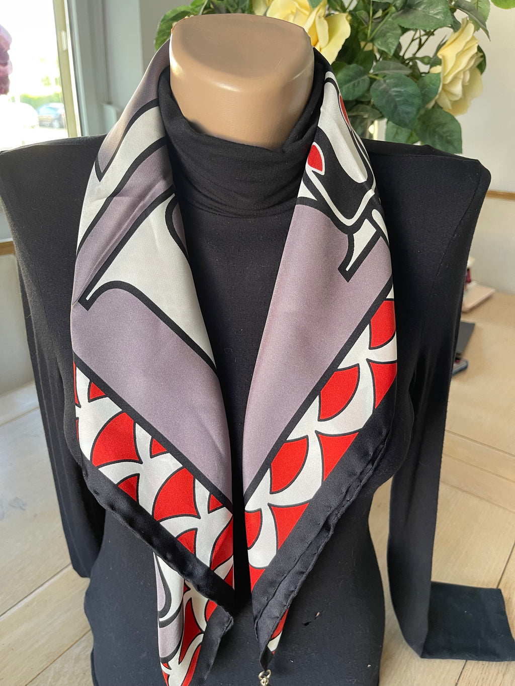 BULGARY carré scarf foulard schal sjaal seide silk soie