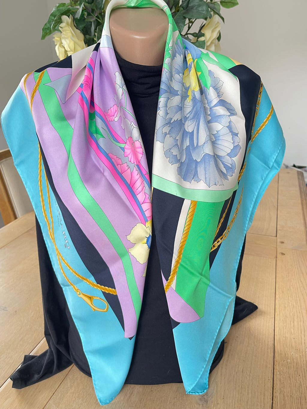 LEONARD foulard carré schal scarf sjaal seide silk soie
