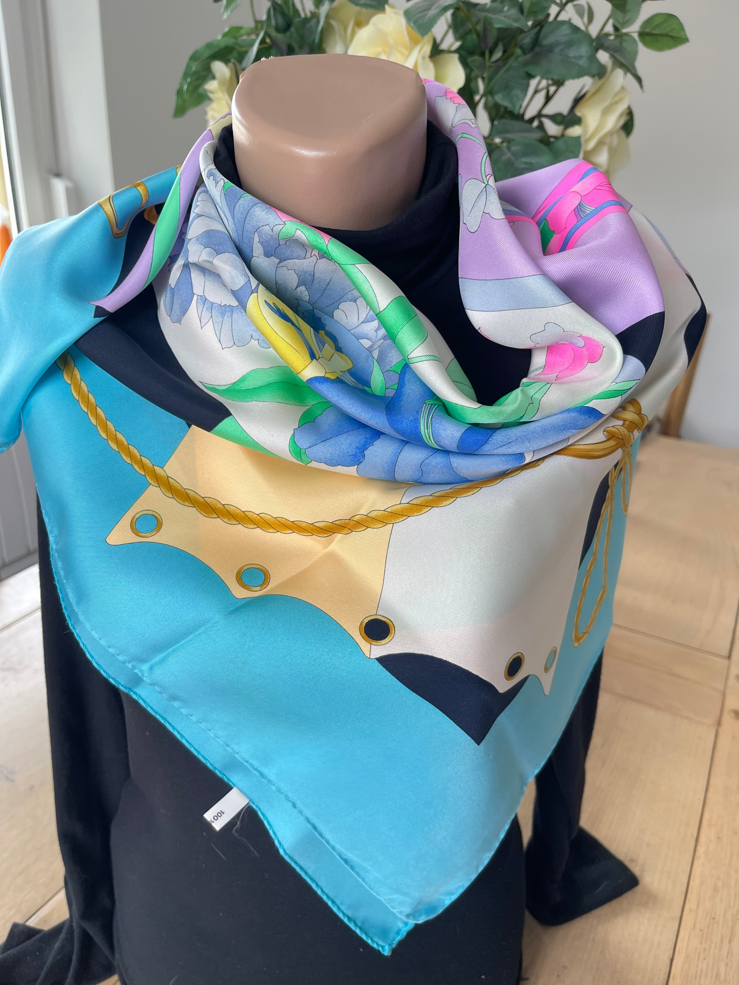 LEONARD foulard carré schal scarf sjaal seide silk soie