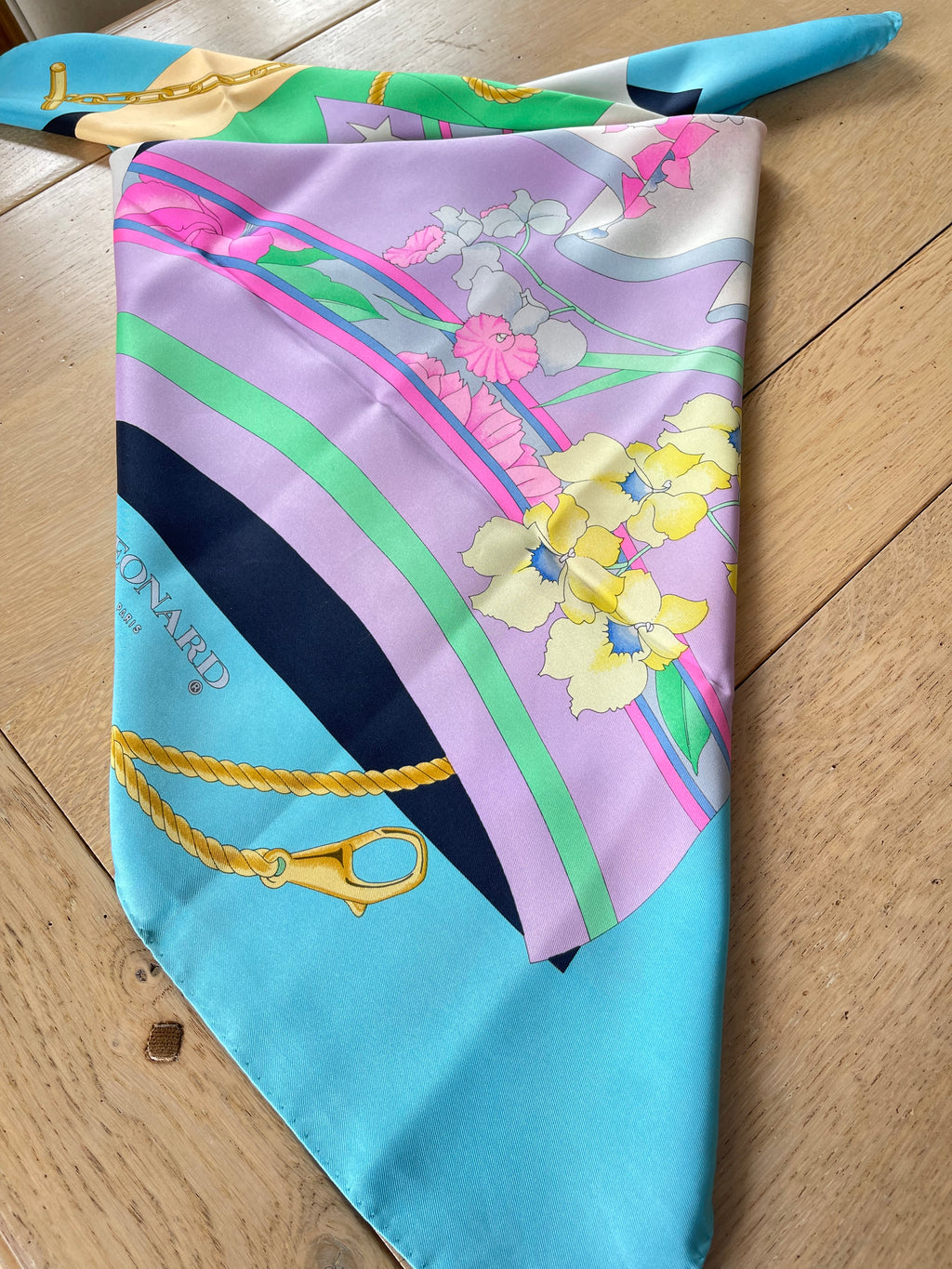 LEONARD foulard carré schal scarf sjaal seide silk soie