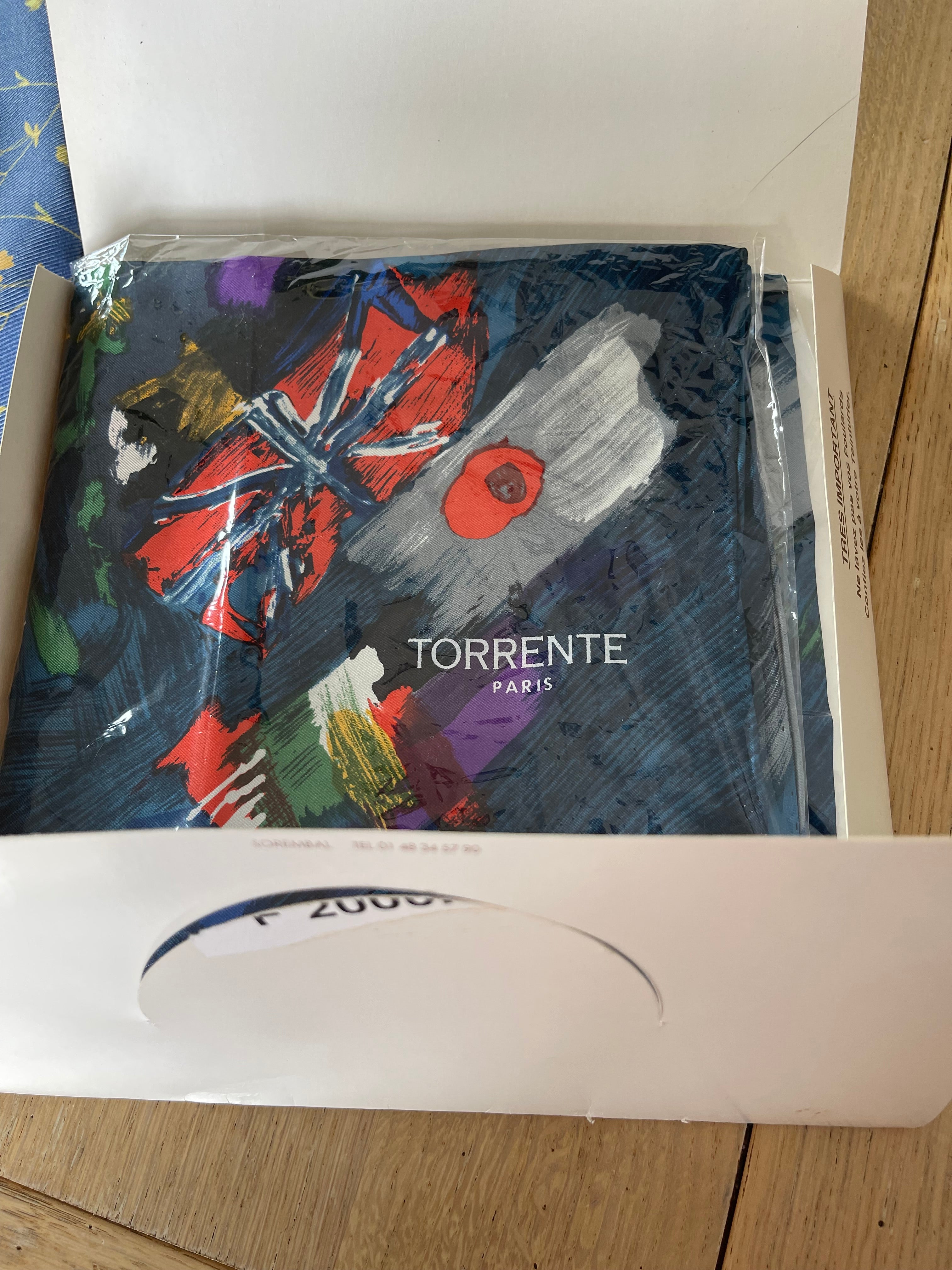 TORRENTE carré foulard scarf schal sjaal seide soie silk box