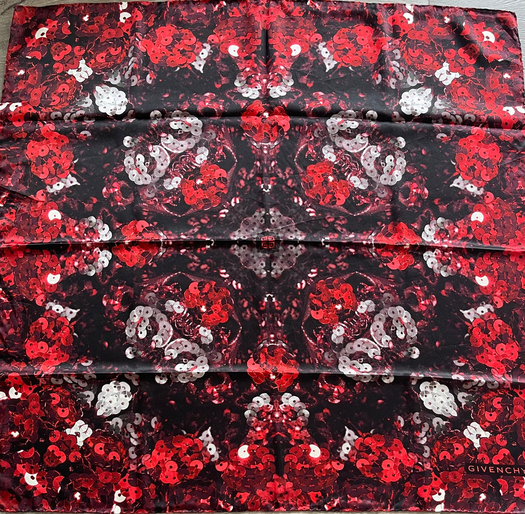 Givenchy foulard carré scarf schal sjaal seide seide soie silk
