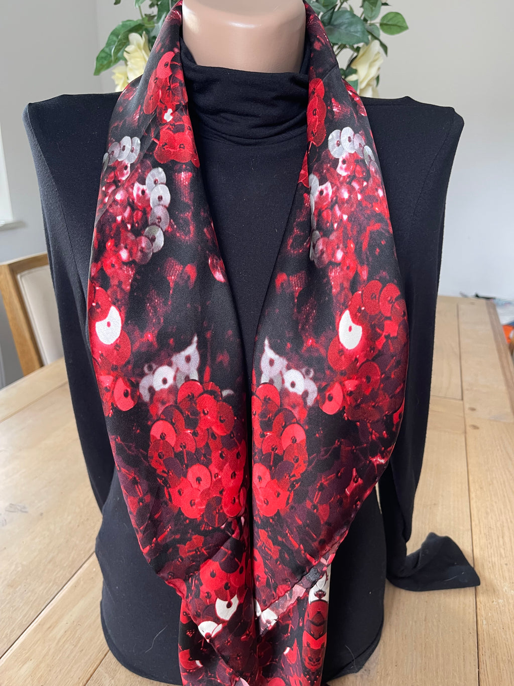 Givenchy foulard carré scarf schal sjaal seide seide soie silk