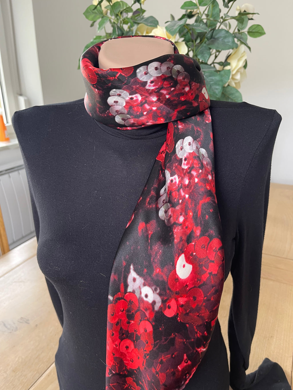 Givenchy foulard carré scarf schal sjaal seide seide soie silk