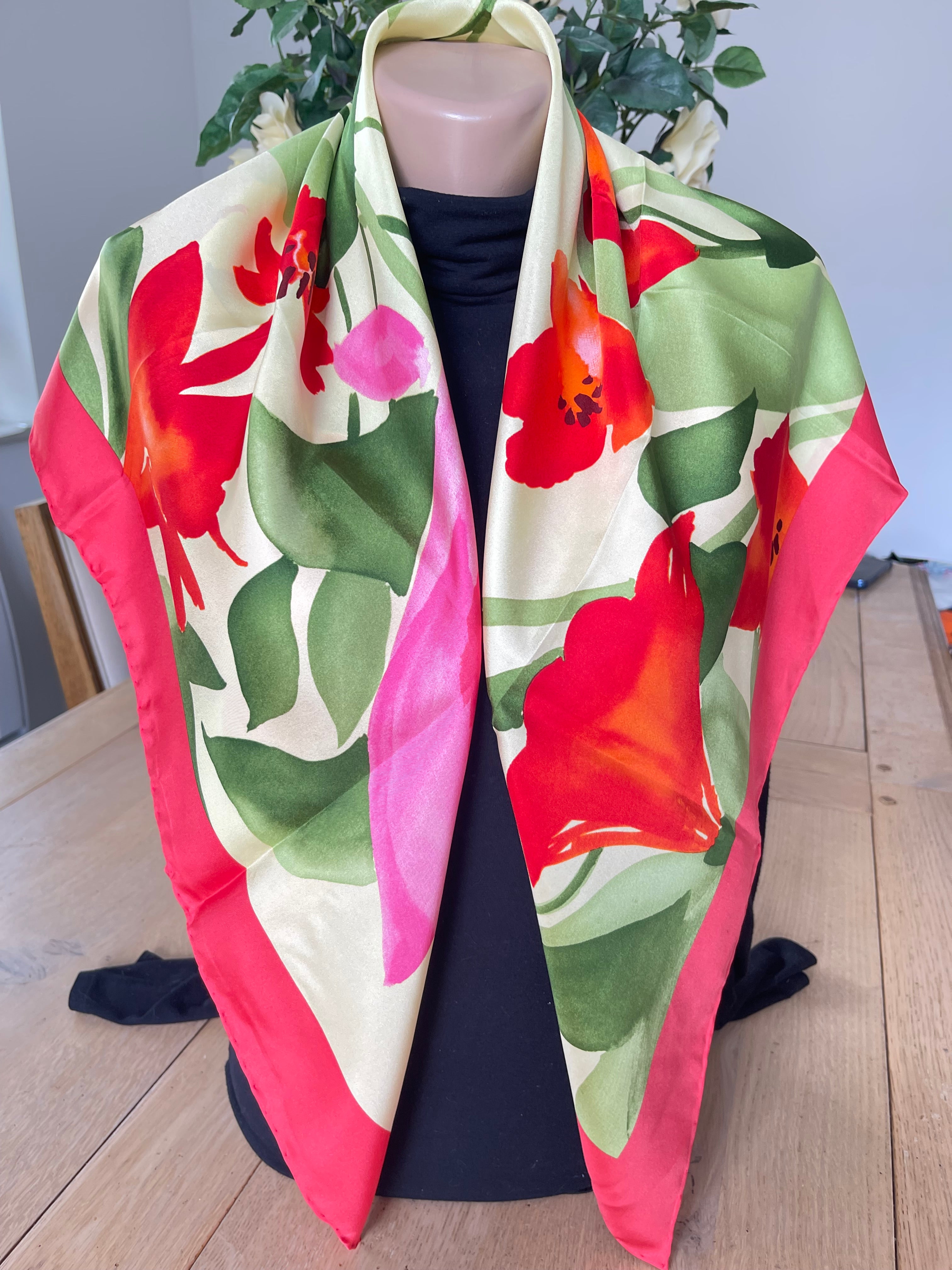 TORRENTE carré foulard scarf schal sjaal seide soie silk