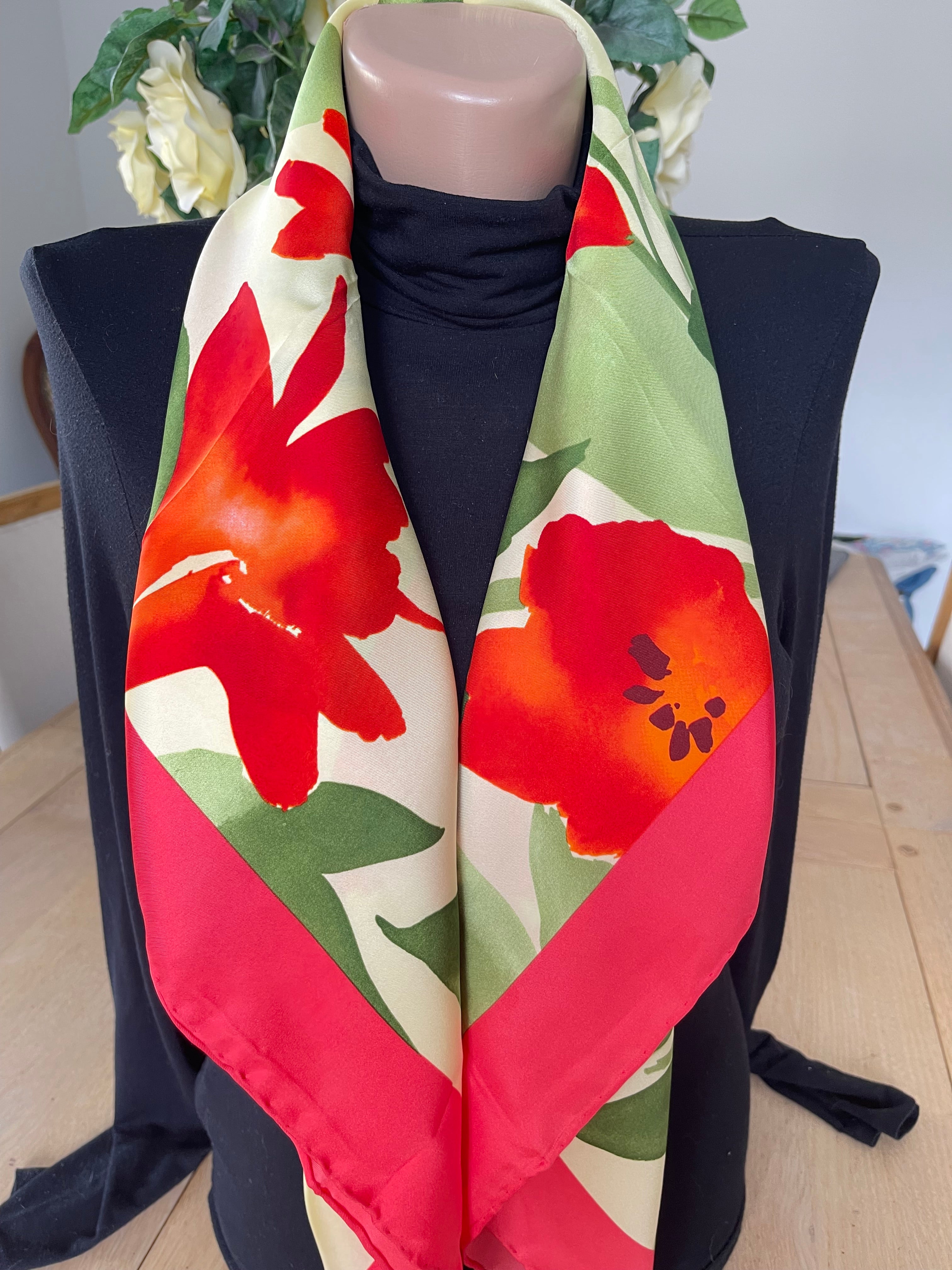 TORRENTE carré foulard scarf schal sjaal seide soie silk