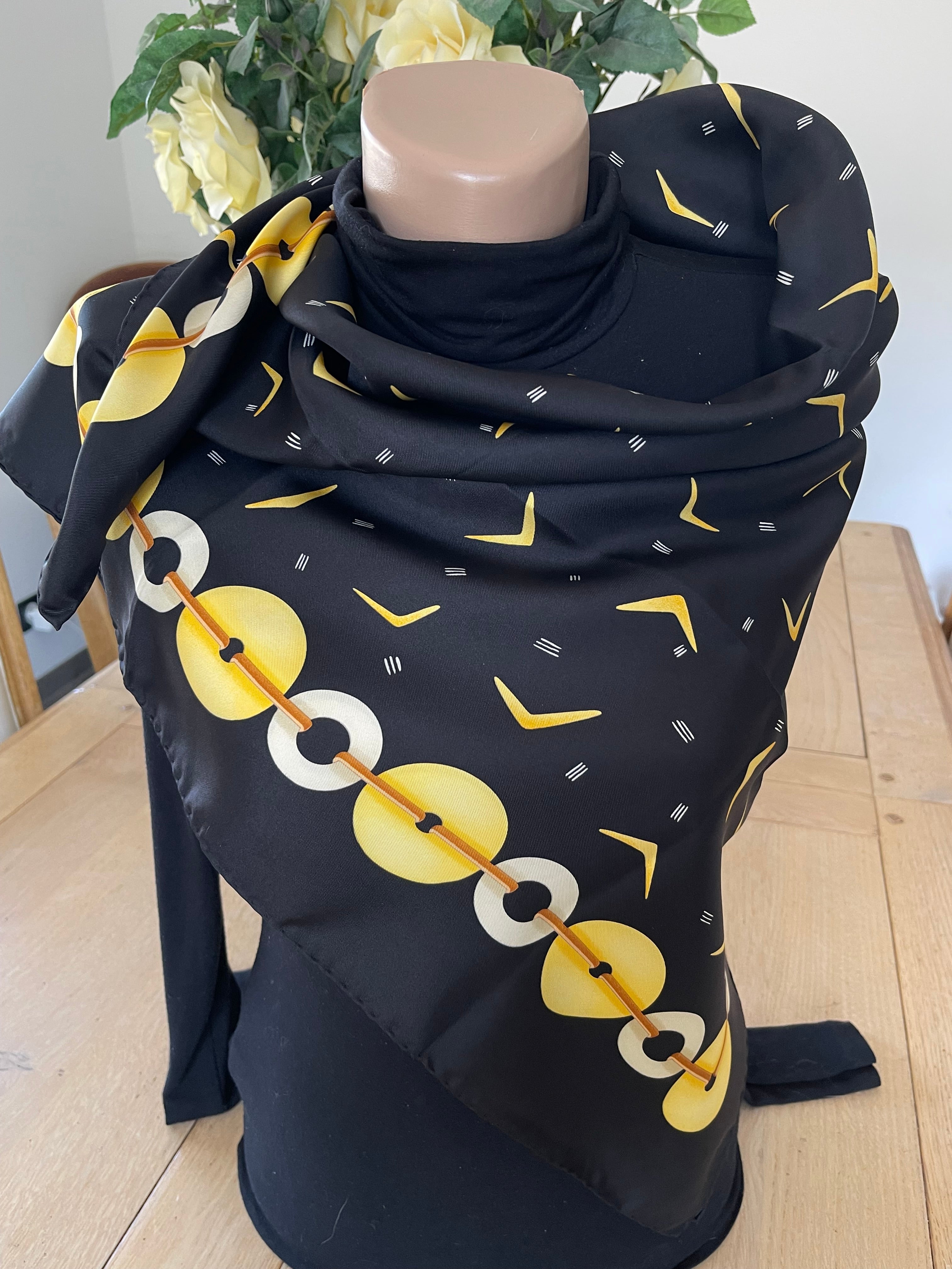 BulgarI scarf foulard schal sjaal seide silk soie