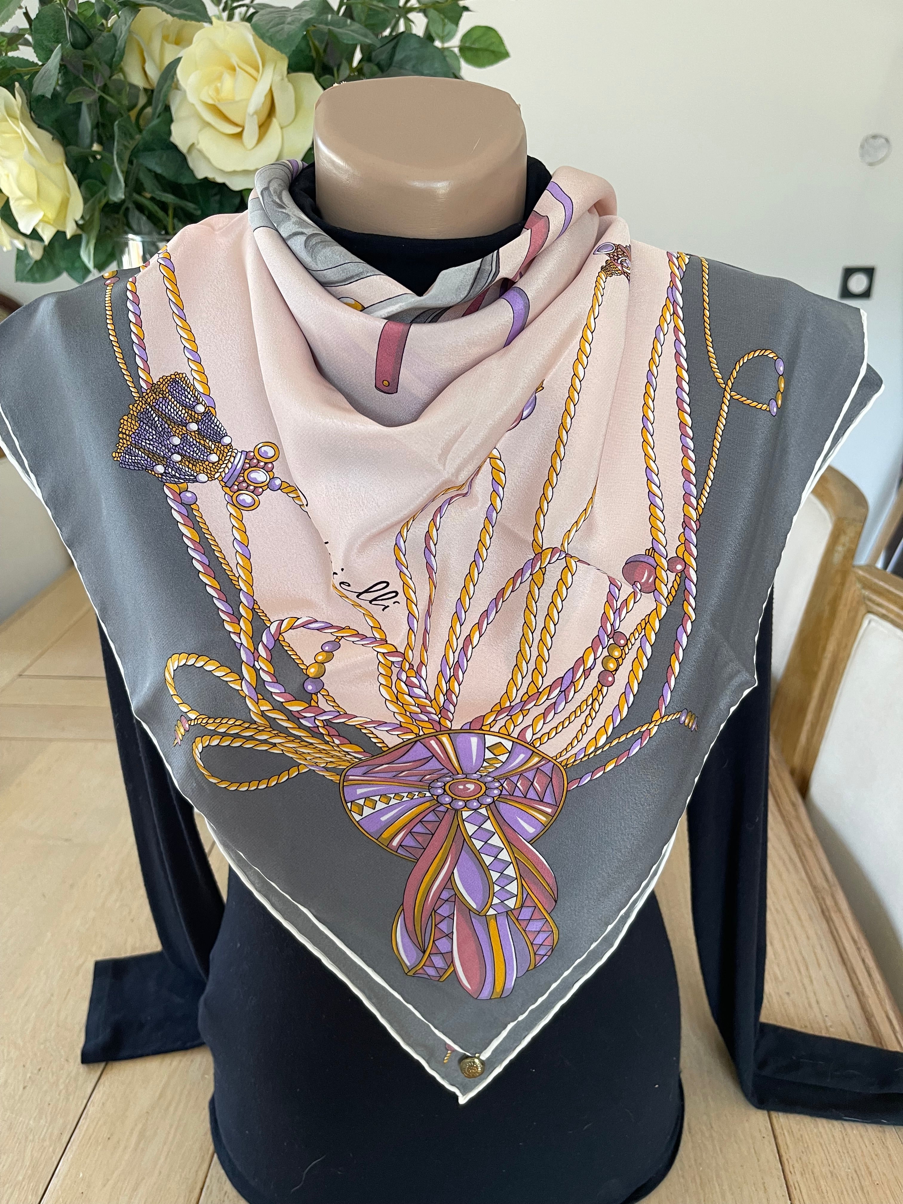 GABRIELLI foulard carré scarf schal sjaal seide soie silk