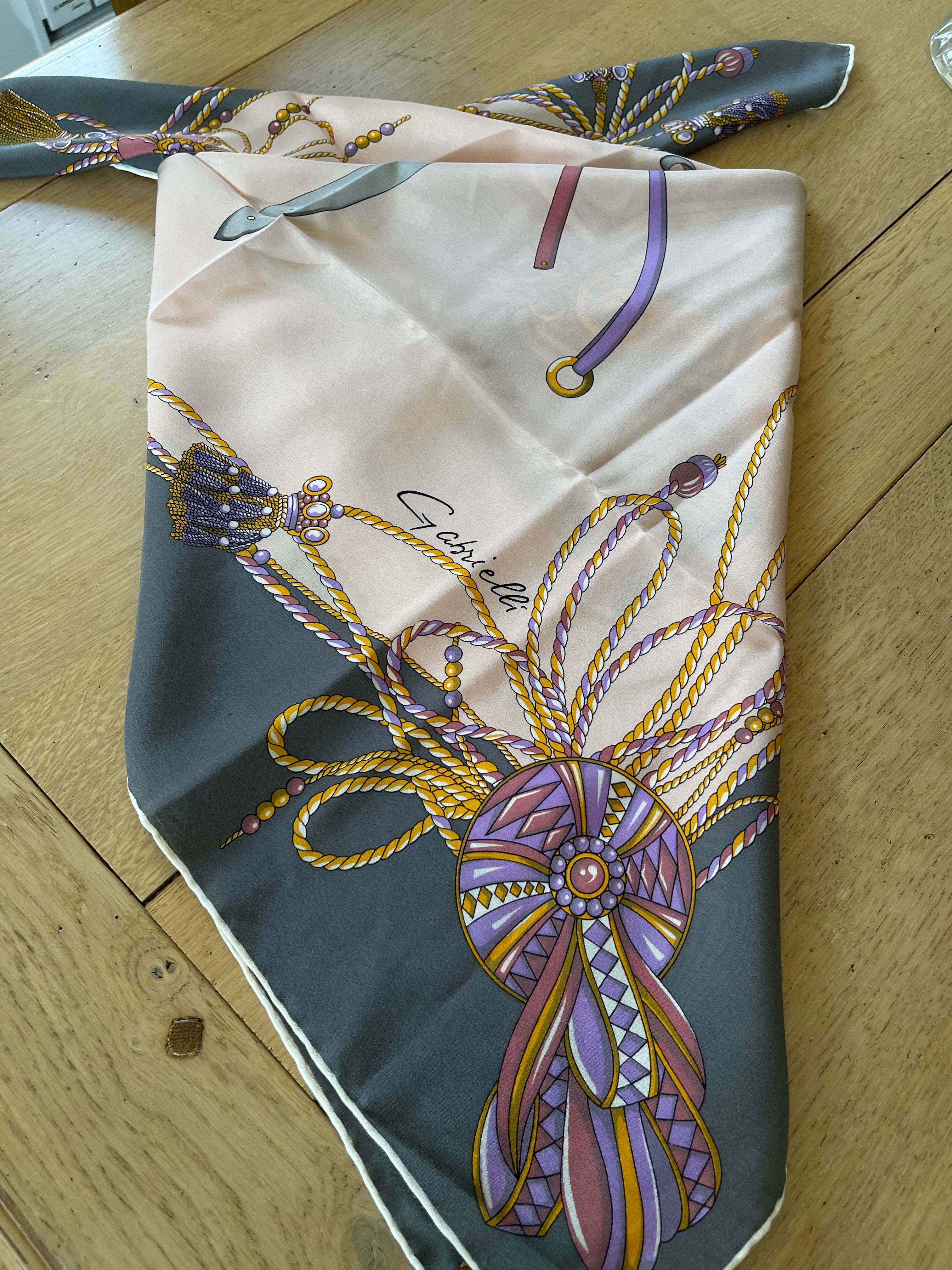GABRIELLI foulard carré scarf schal sjaal seide soie silk