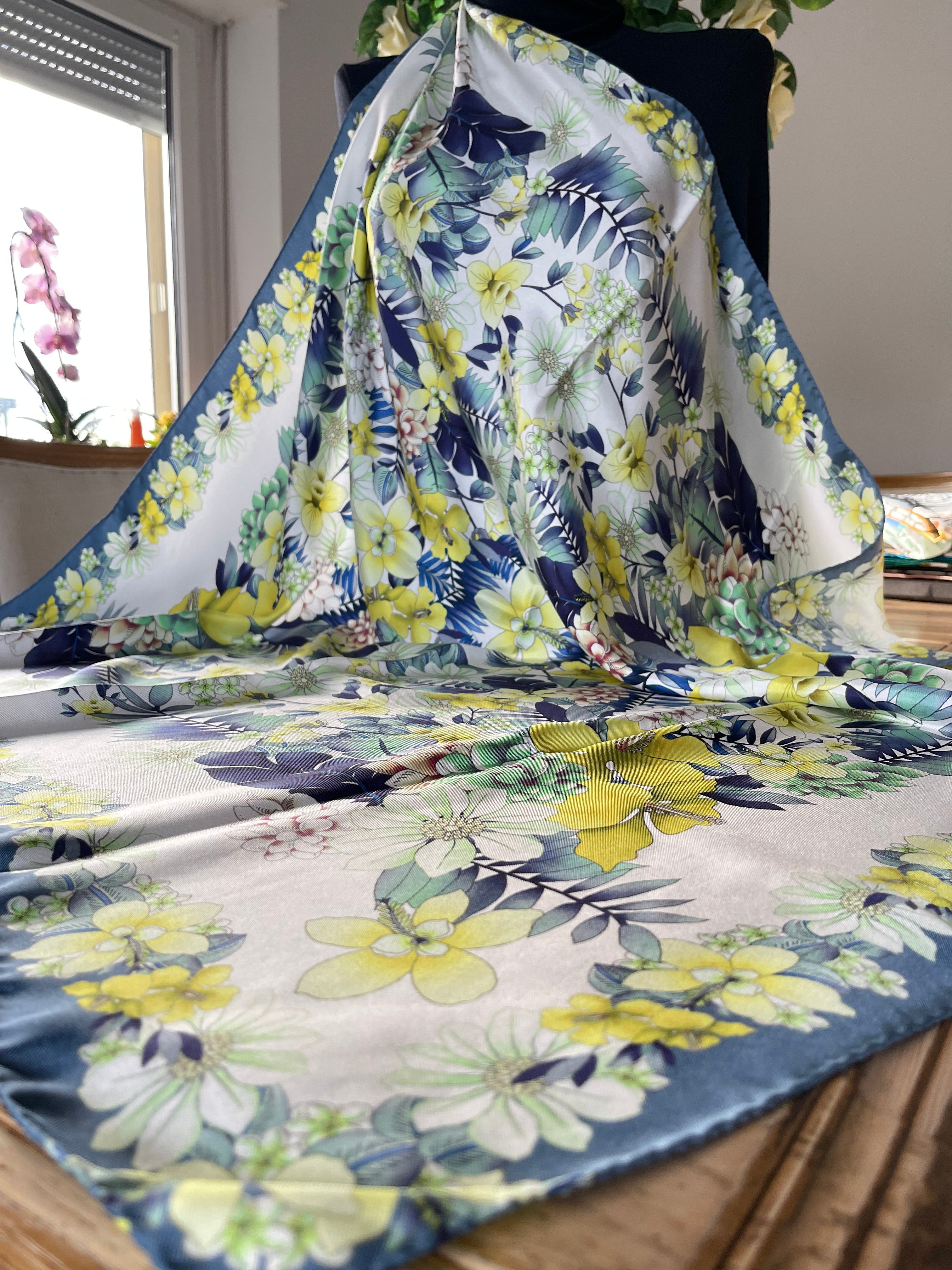 NAZARENOGABRIELLI carré foulard schal scarf sjaal seide silk soie