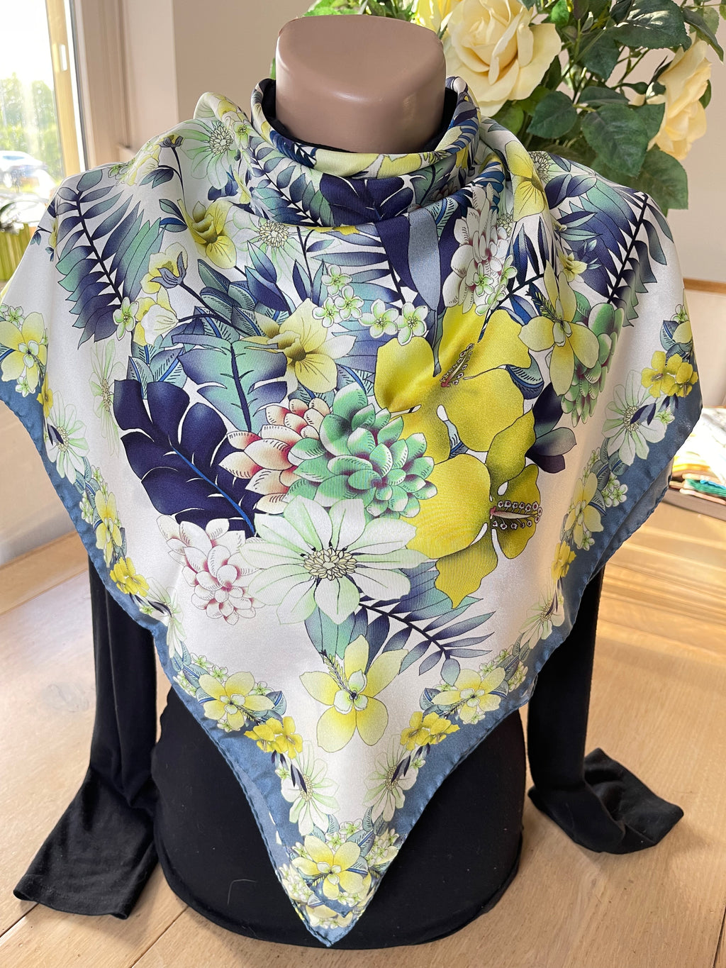 NAZARENOGABRIELLI carré foulard schal scarf sjaal seide silk soie