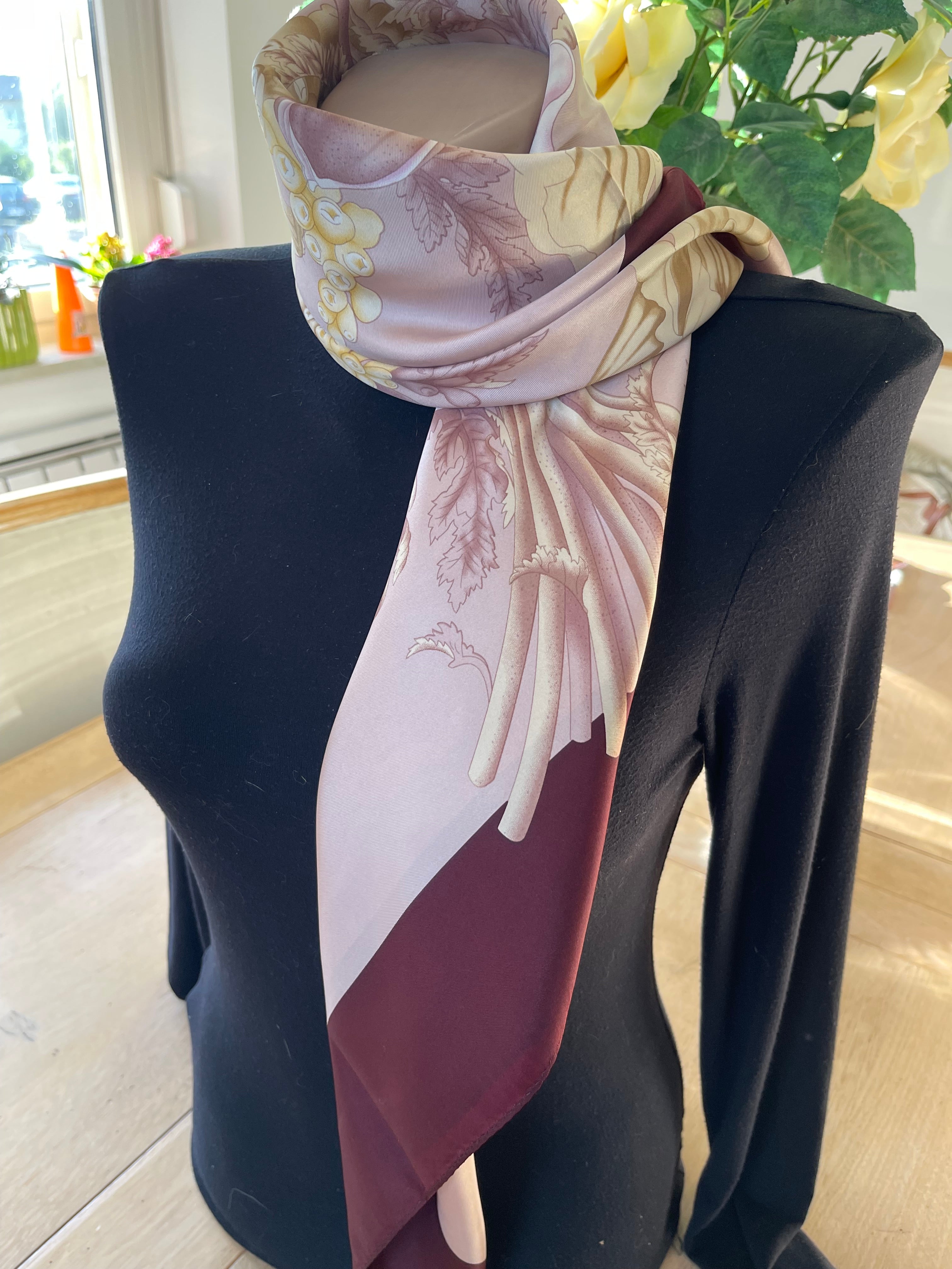 Salvatore Ferragamo carré foulard schal sjaal seide silk soie
