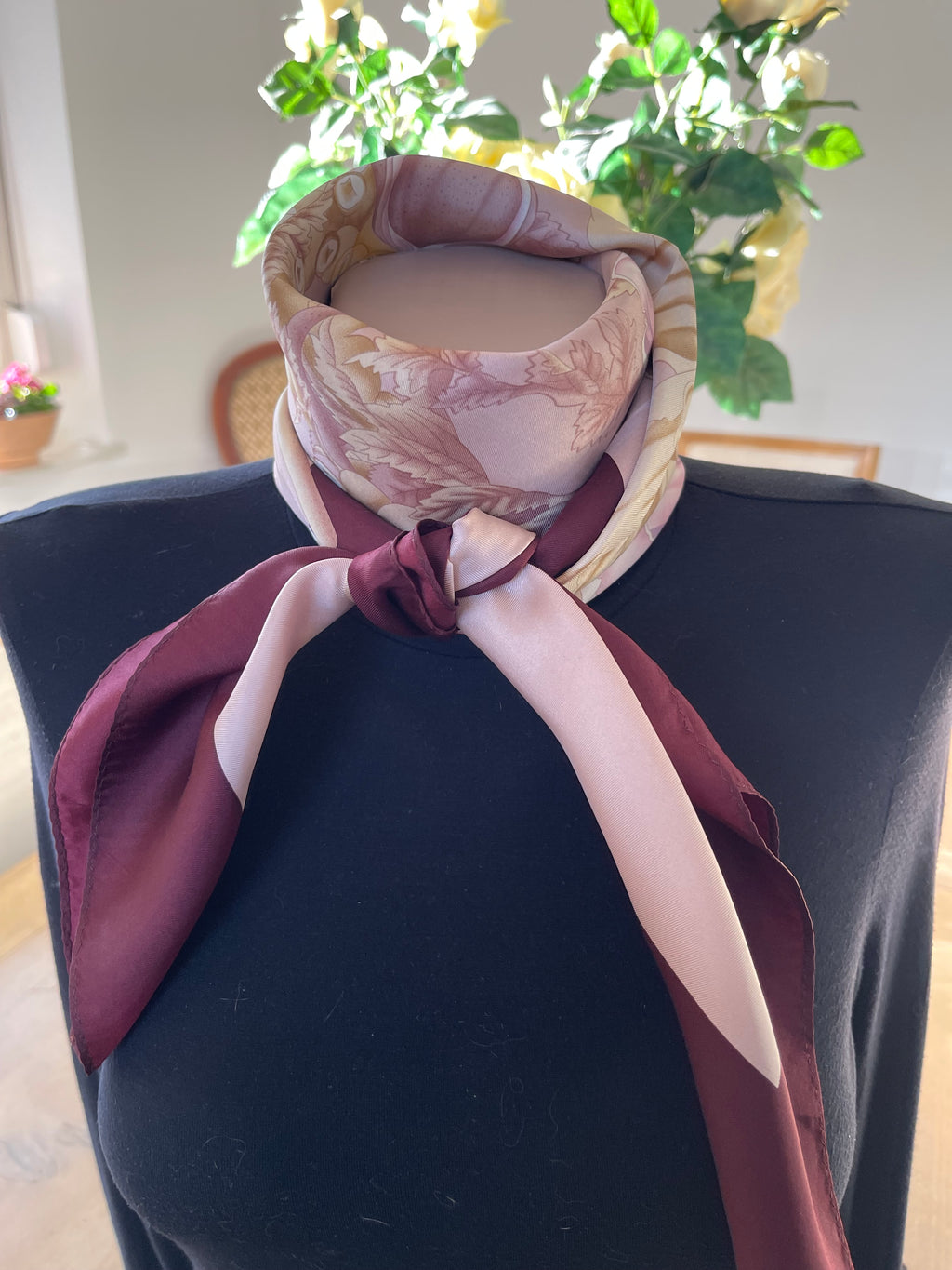 Salvatore Ferragamo carré foulard schal sjaal seide silk soie