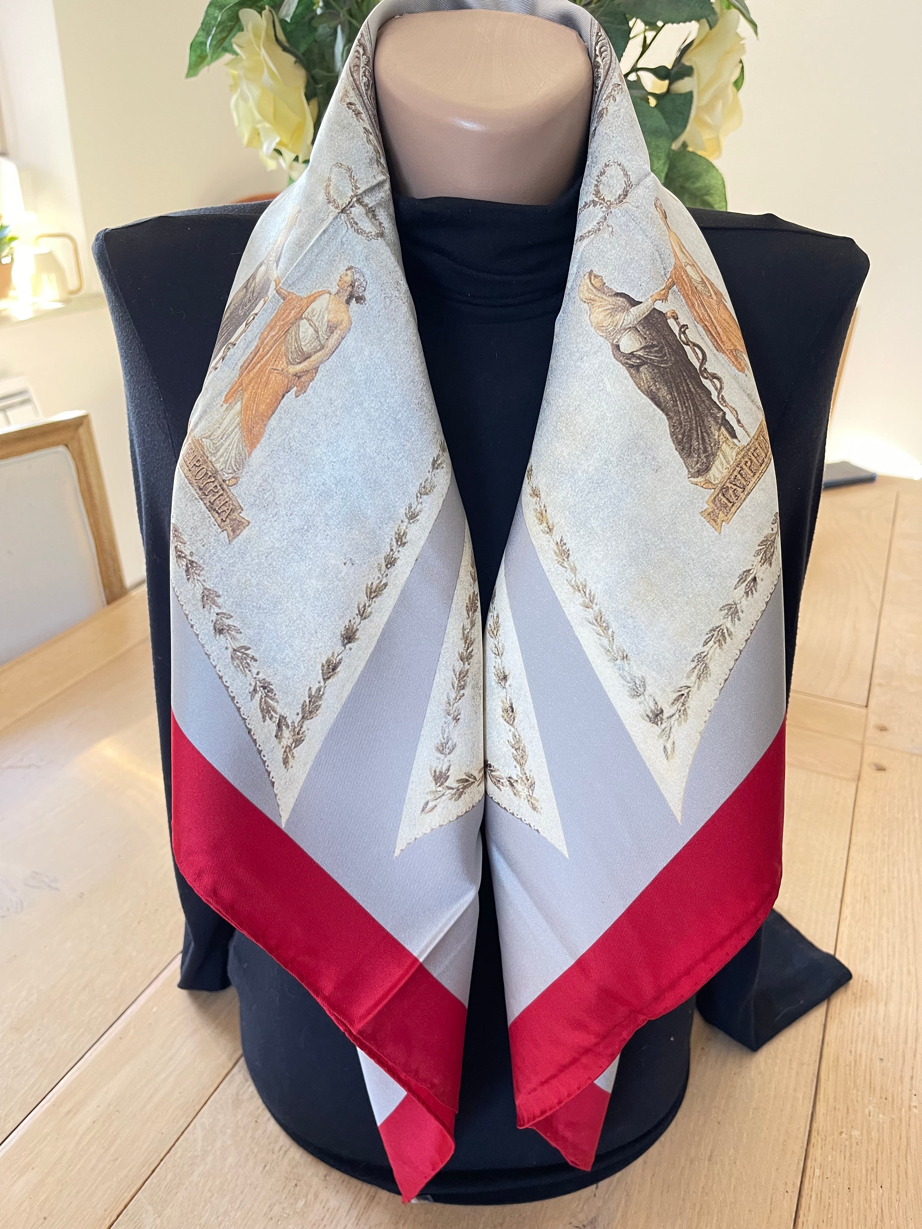 SeidenTuch Alma carré foulard scarf schal sjaal seide soie silk New