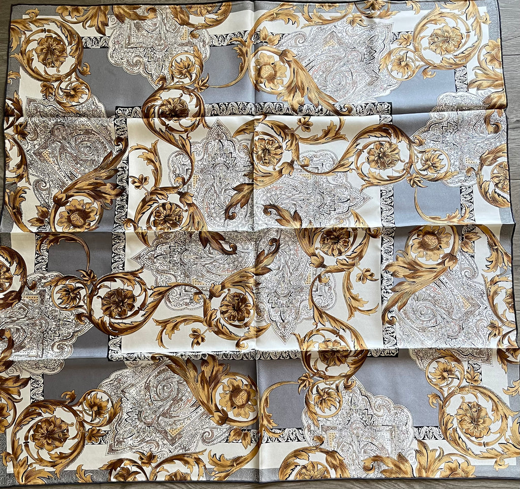 Elegence Charm carré foulard scarf schal sjaal seide silk soie