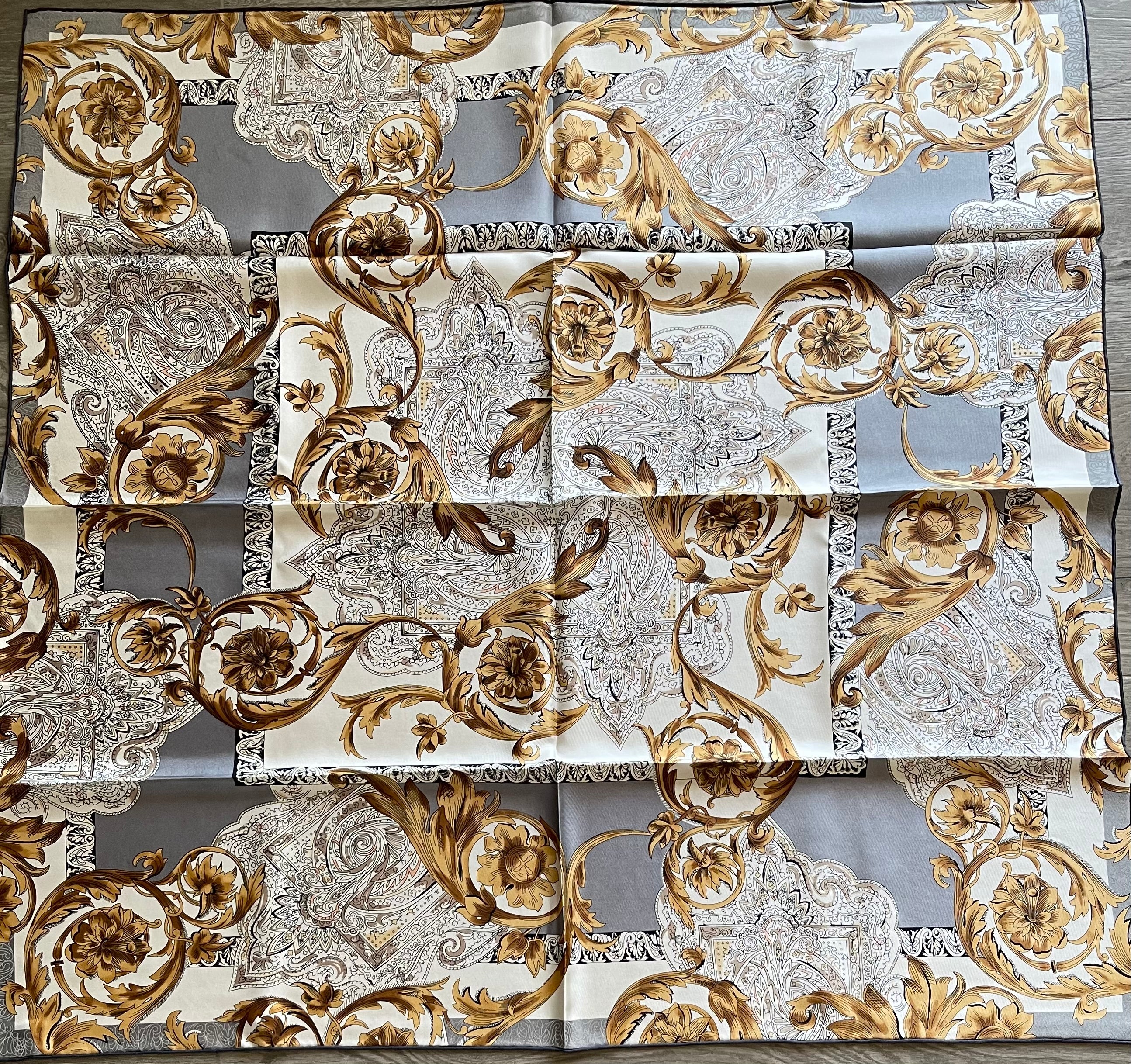 Elegence Charm carré foulard scarf schal sjaal seide silk soie