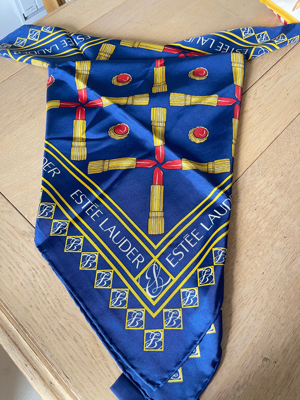 ESTEE LAUDER carré foulard scarf schal sjaal seide silk soie