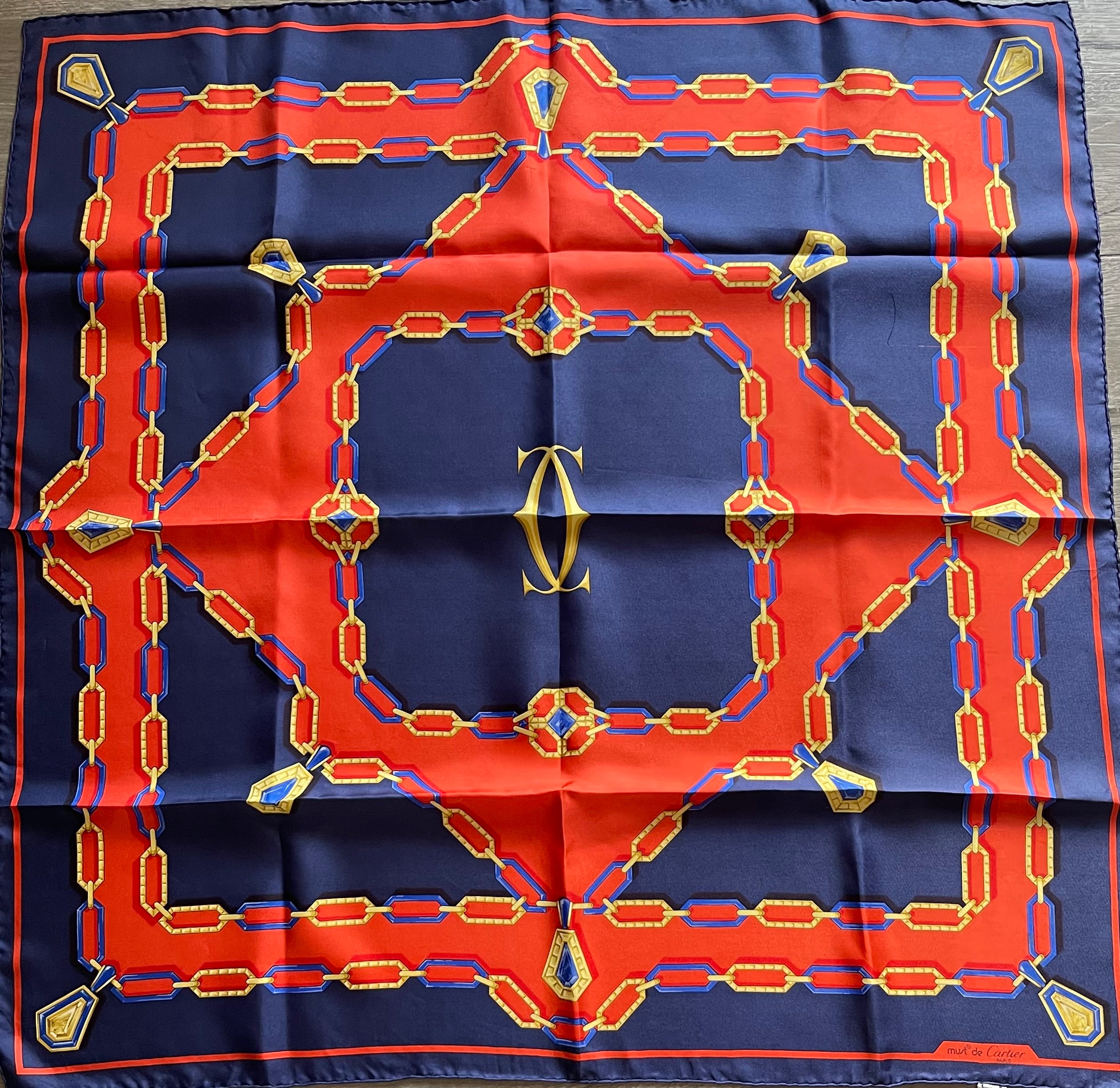 Must de Cartier carré foulard scarf schal sjaal seide silk soie