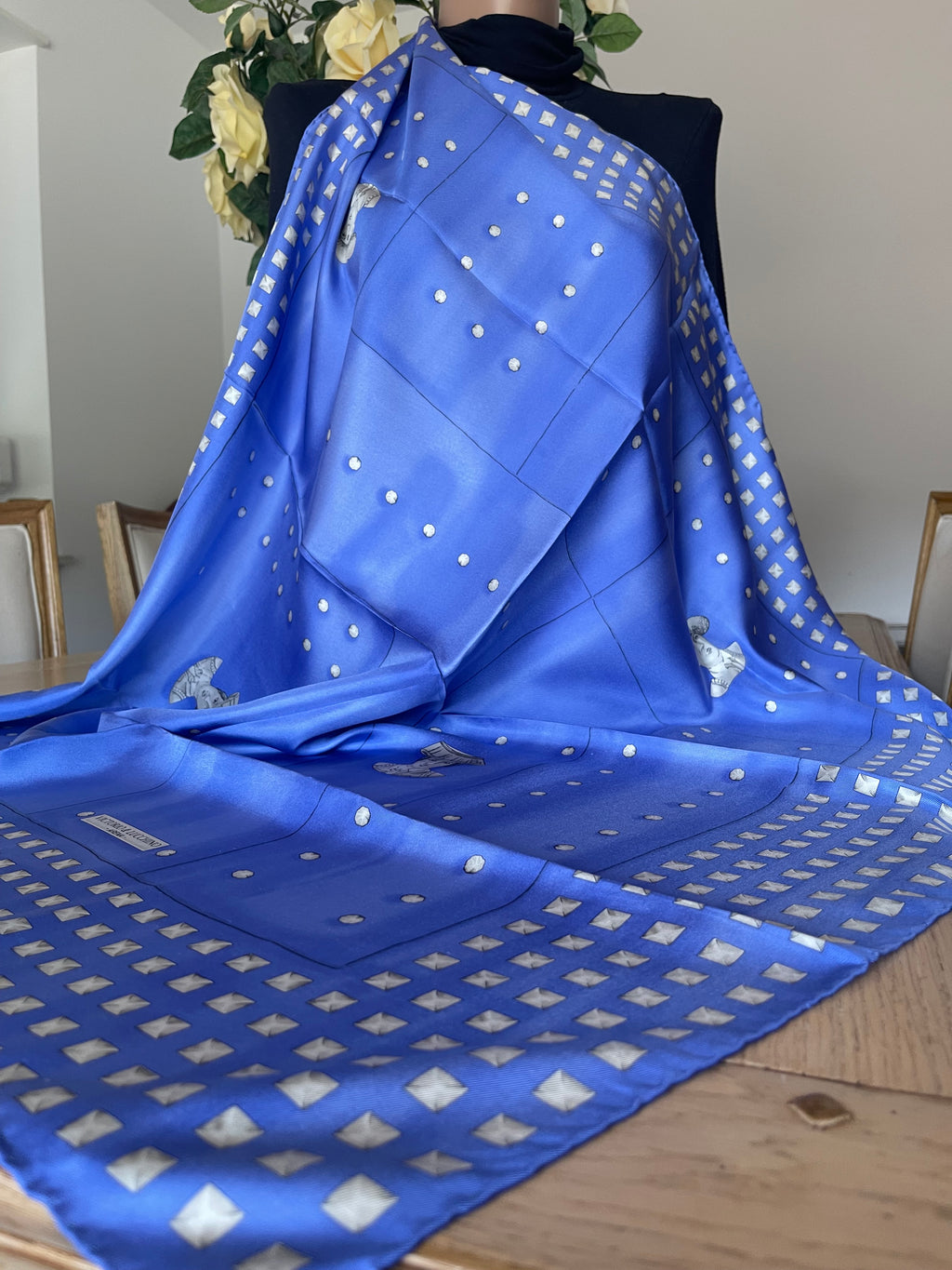 Victorio & Lucchino carré foulard schal sjaal scarf seiden silk soie