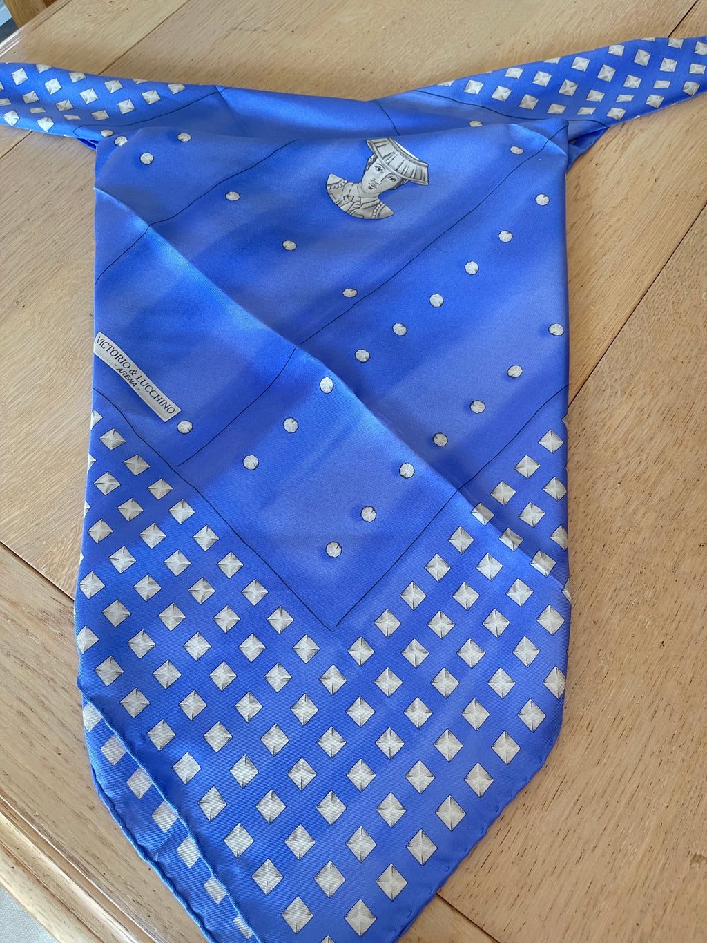 Victorio & Lucchino carré foulard schal sjaal scarf seiden silk soie