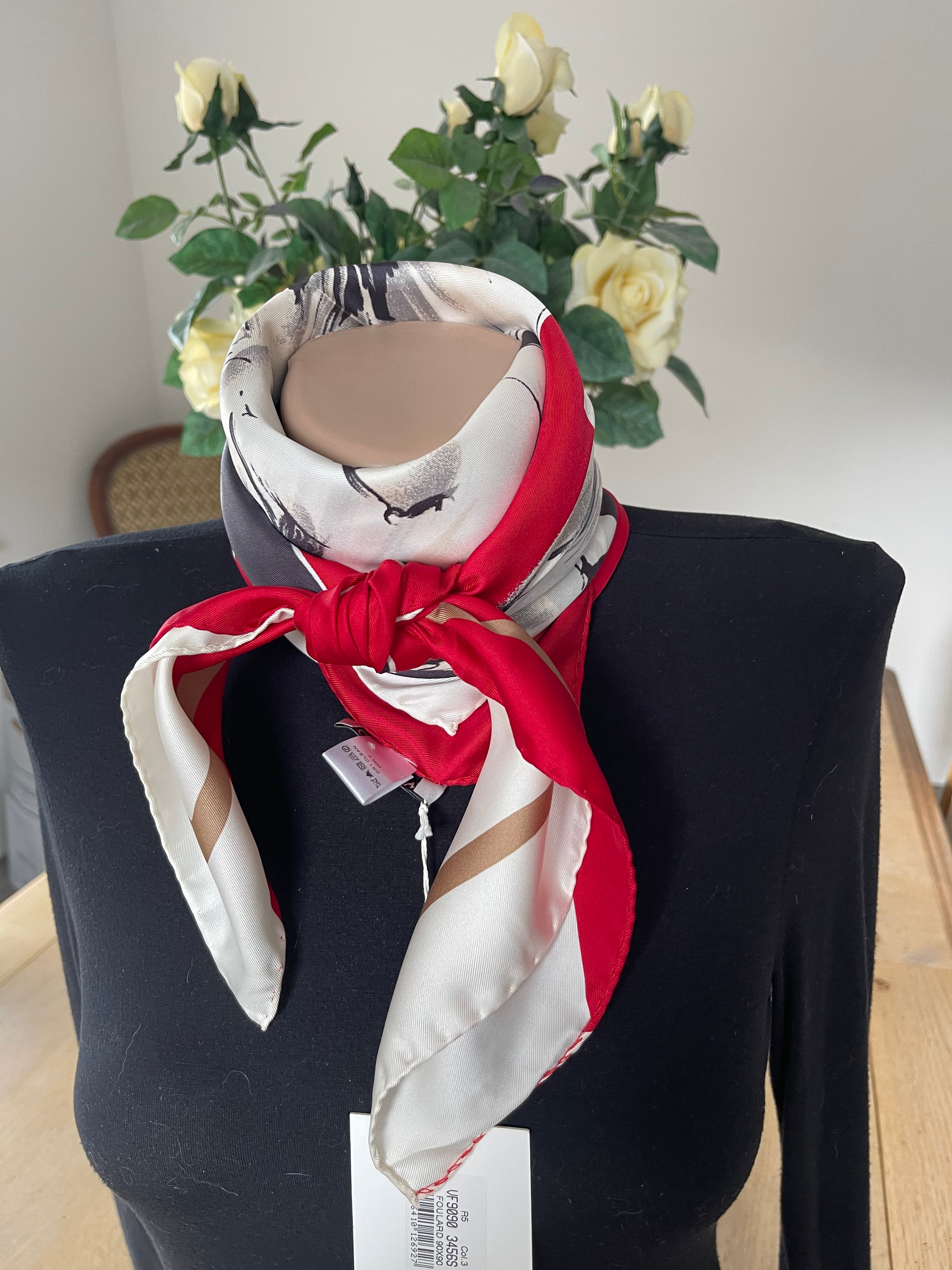 VALENTINO carré scarf schal sjaal seide silk soie