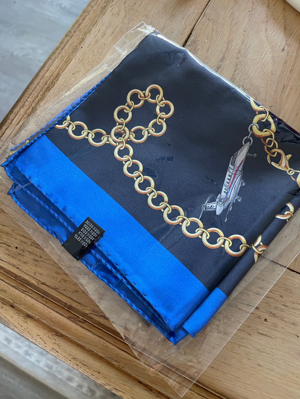 Silk scarf made in Italy scarf schal sjaal seide soie silk