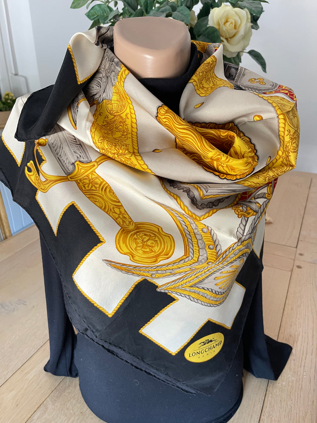 LONGCHAMP carré foulard scarf schal sjaal seide silk soie