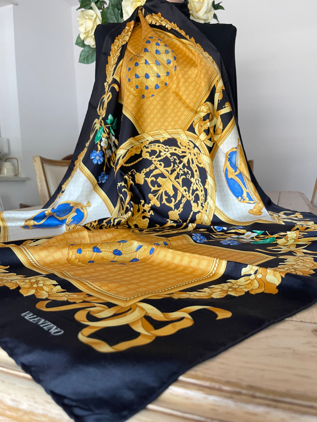 VALENTINO carré foulard schal scarf sjaal seide silk soie