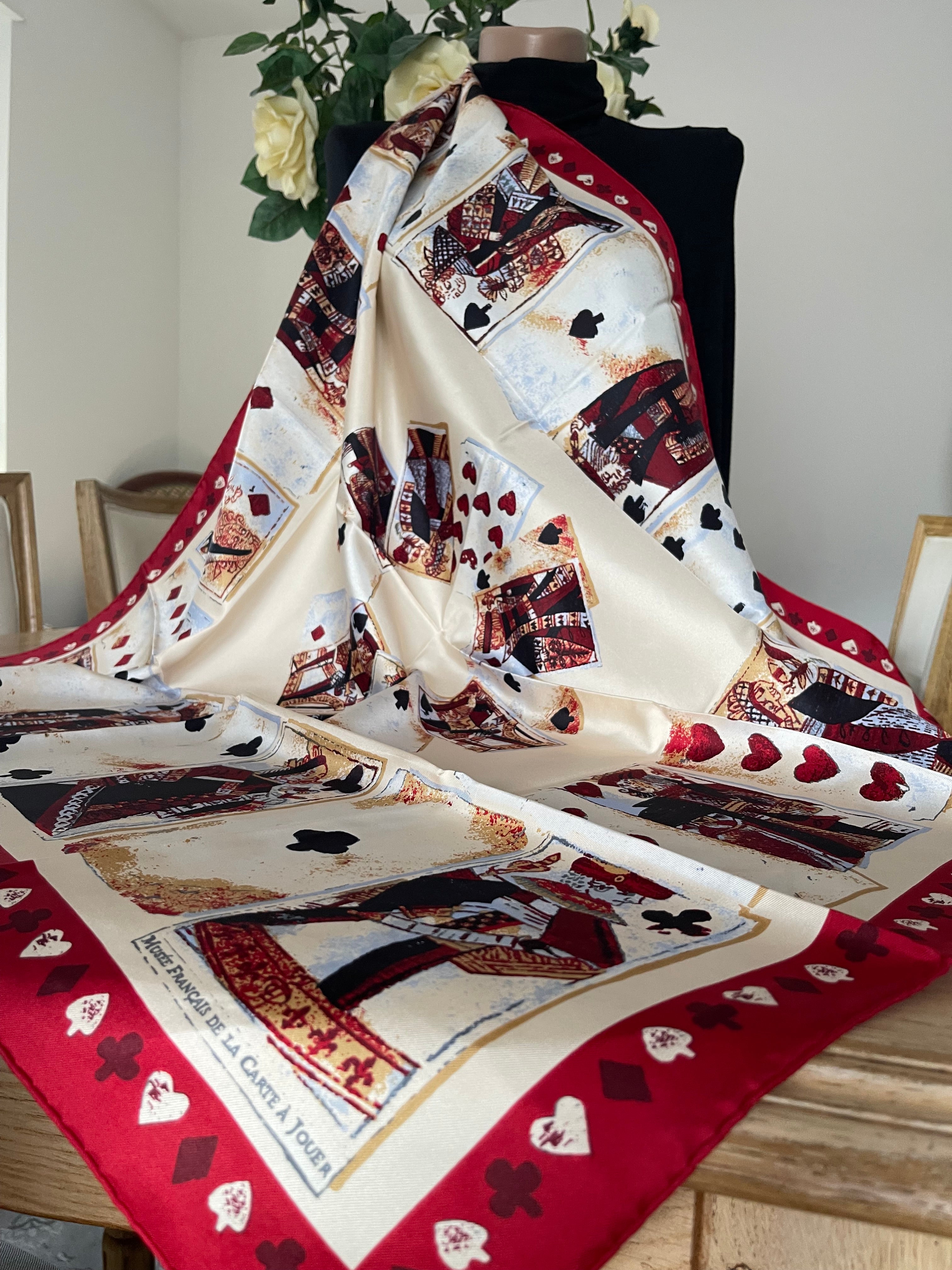 Musee de la Carte à Jouer carré foulard schal sjaal seide silk