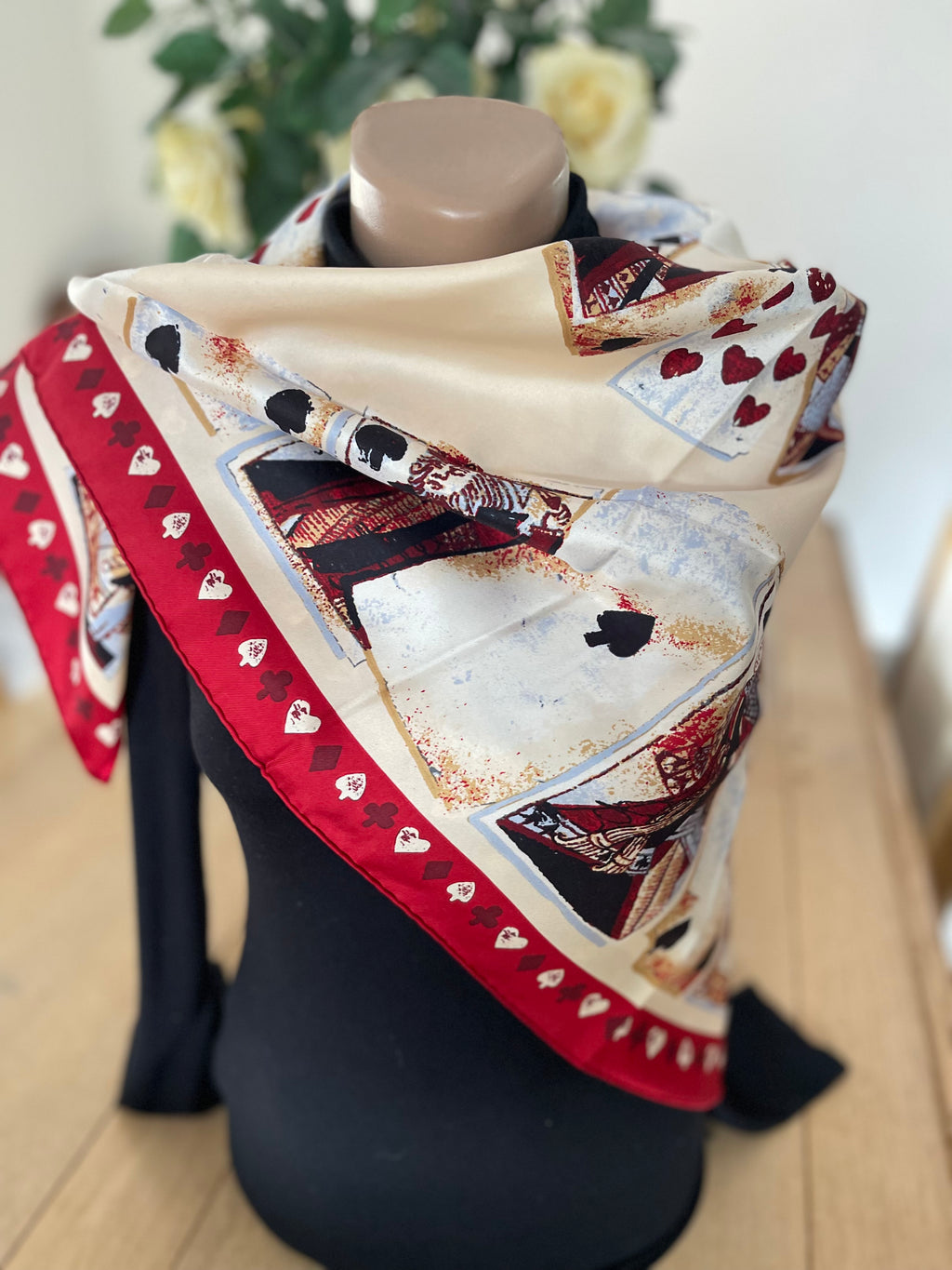 Musee de la Carte à Jouer carré foulard schal sjaal seide silk