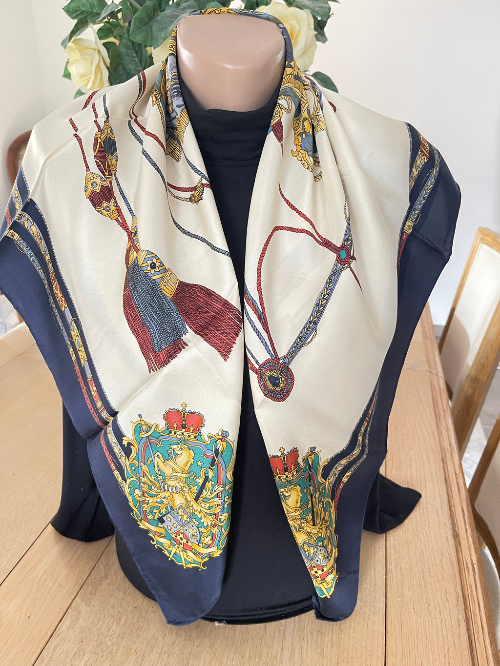 Seiden Tuch carré foulard scarf schal seide soie silk
