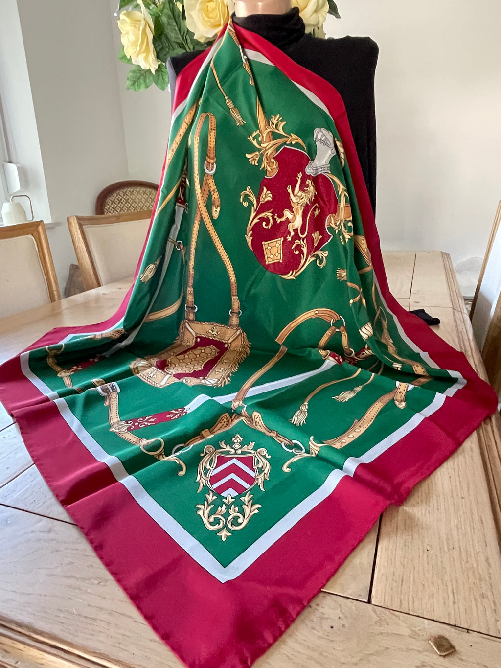 Silk scarf green carré foulard schal sjaal seide soie silk
